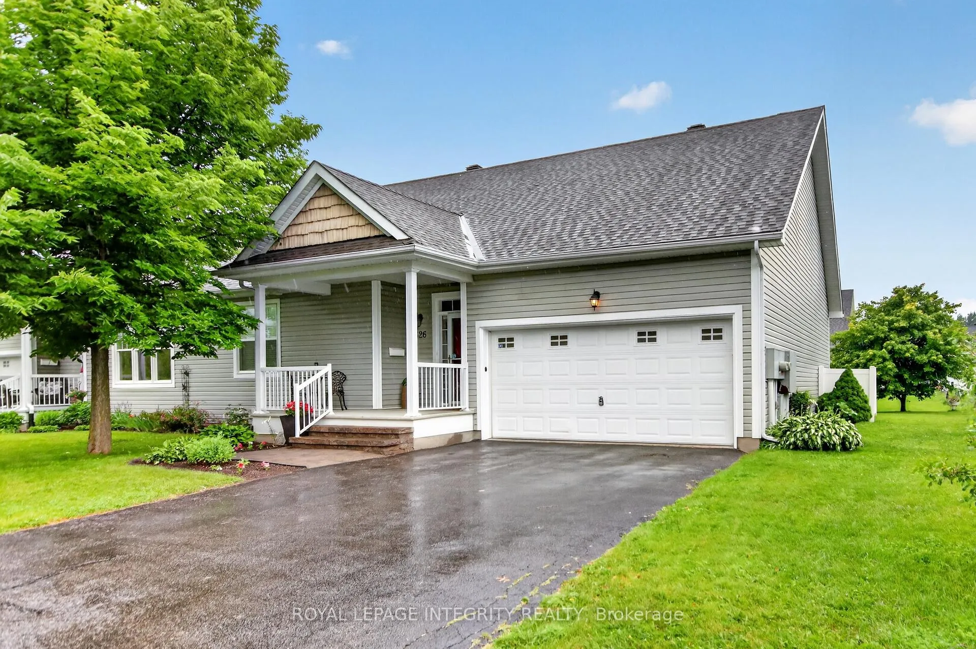 Photo 1 of 626 Country Trail Private, Ottawa, Carlsbad Springs — HOMEH
