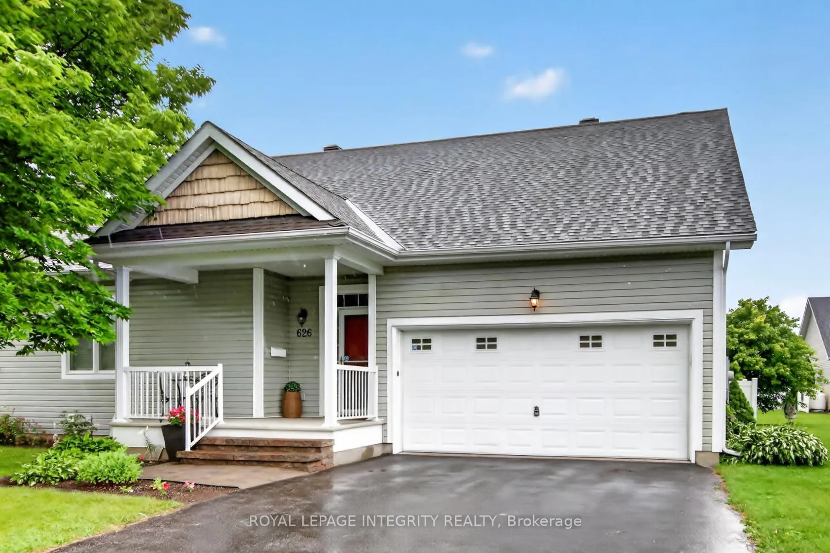Photo 2 of 626 Country Trail Private, Ottawa, Carlsbad Springs — HOMEH