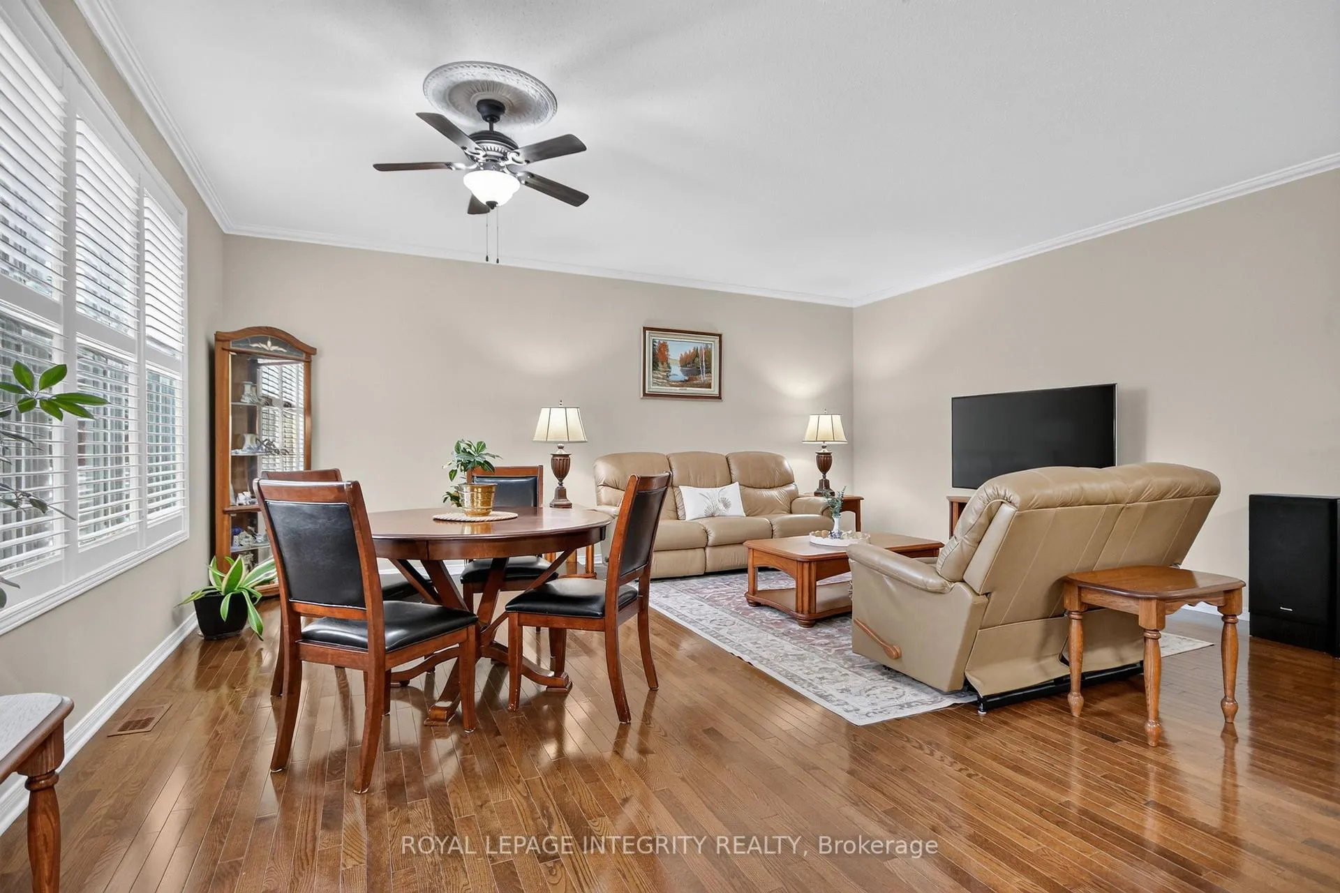Photo 11 of 626 Country Trail Private, Ottawa, Carlsbad Springs — HOMEH