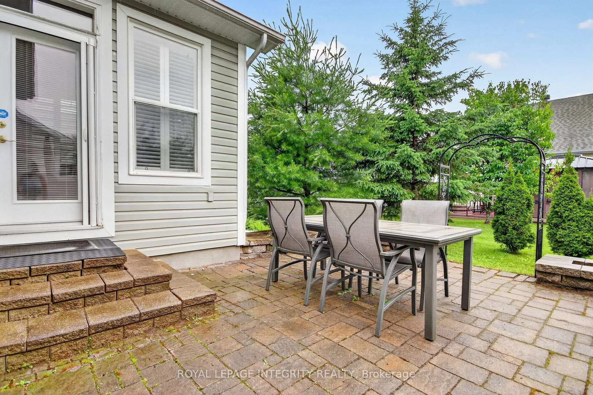 Photo 30 of 626 Country Trail Private, Ottawa, Carlsbad Springs — HOMEH