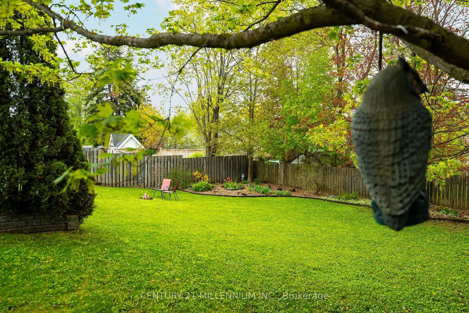 Photo 15 of 13 Ellen Crescent, Erin, Rural Erin — HOMEH