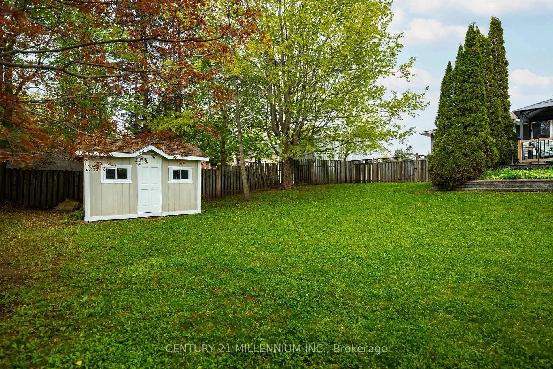 Photo 14 of 13 Ellen Crescent, Erin, Rural Erin — HOMEH
