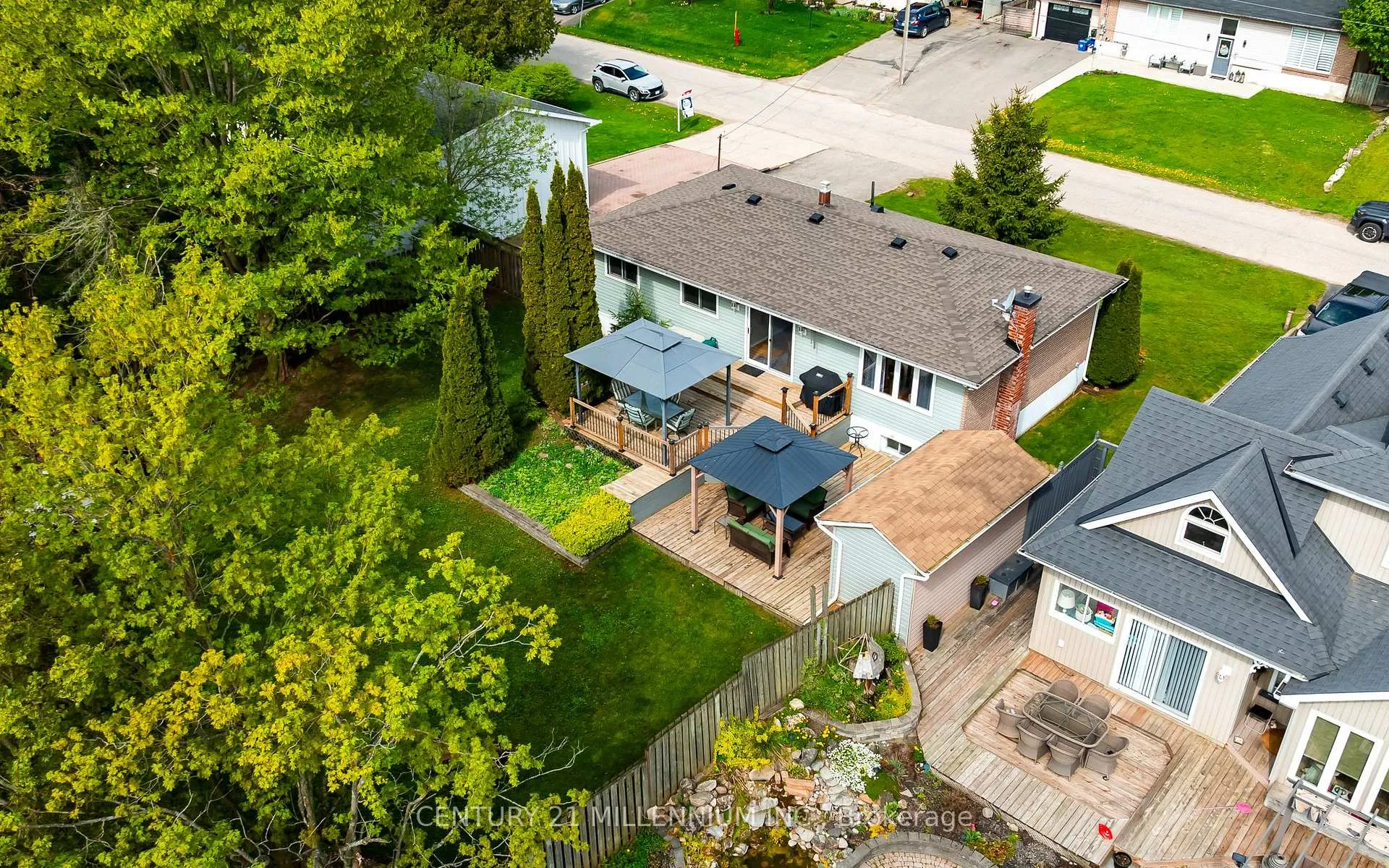 Photo 1 of 13 Ellen Crescent, Erin, Rural Erin — HOMEH