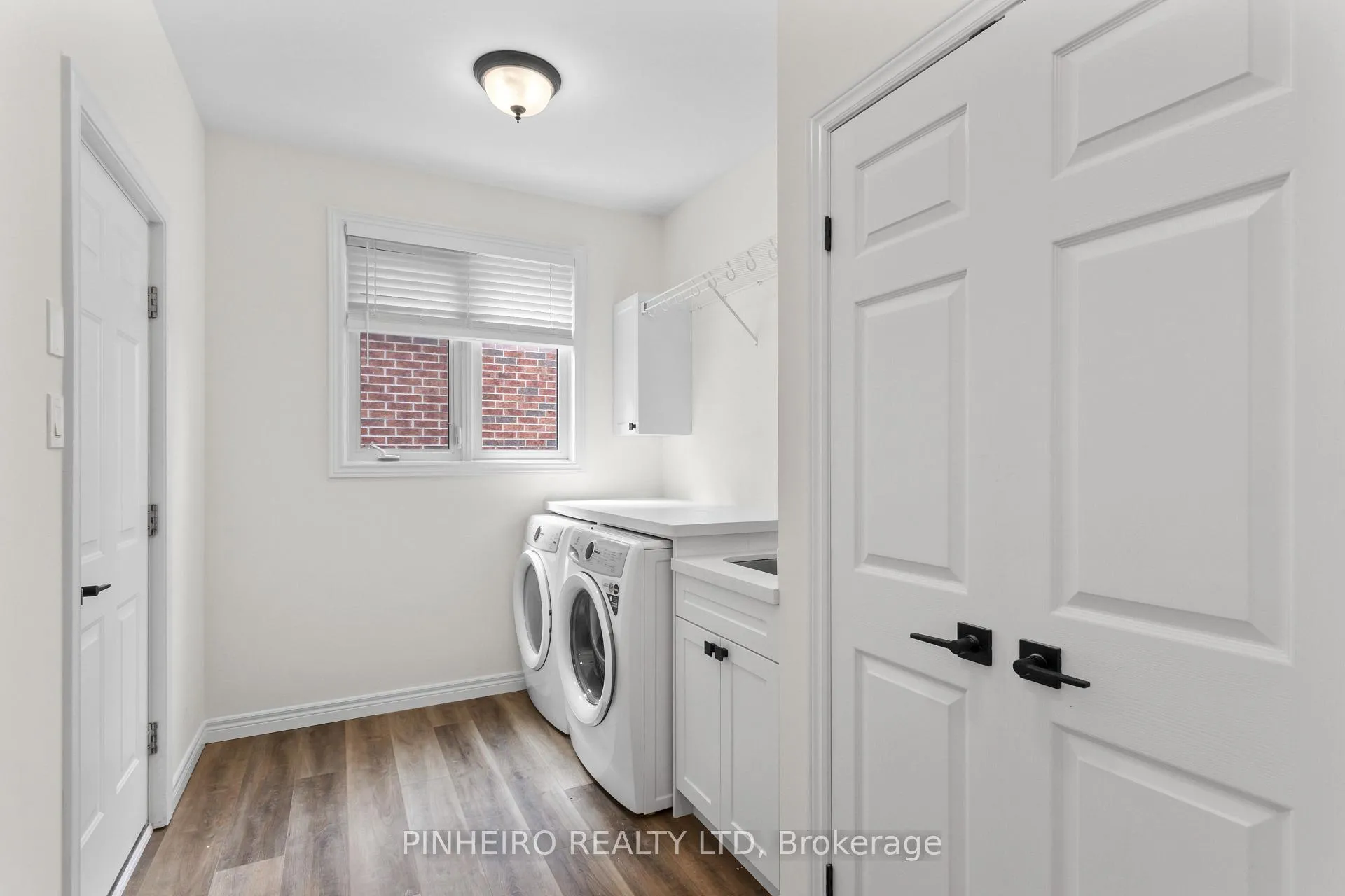 Photo 10 of 454 Cottontail Crescent, London, North B — HOMEH