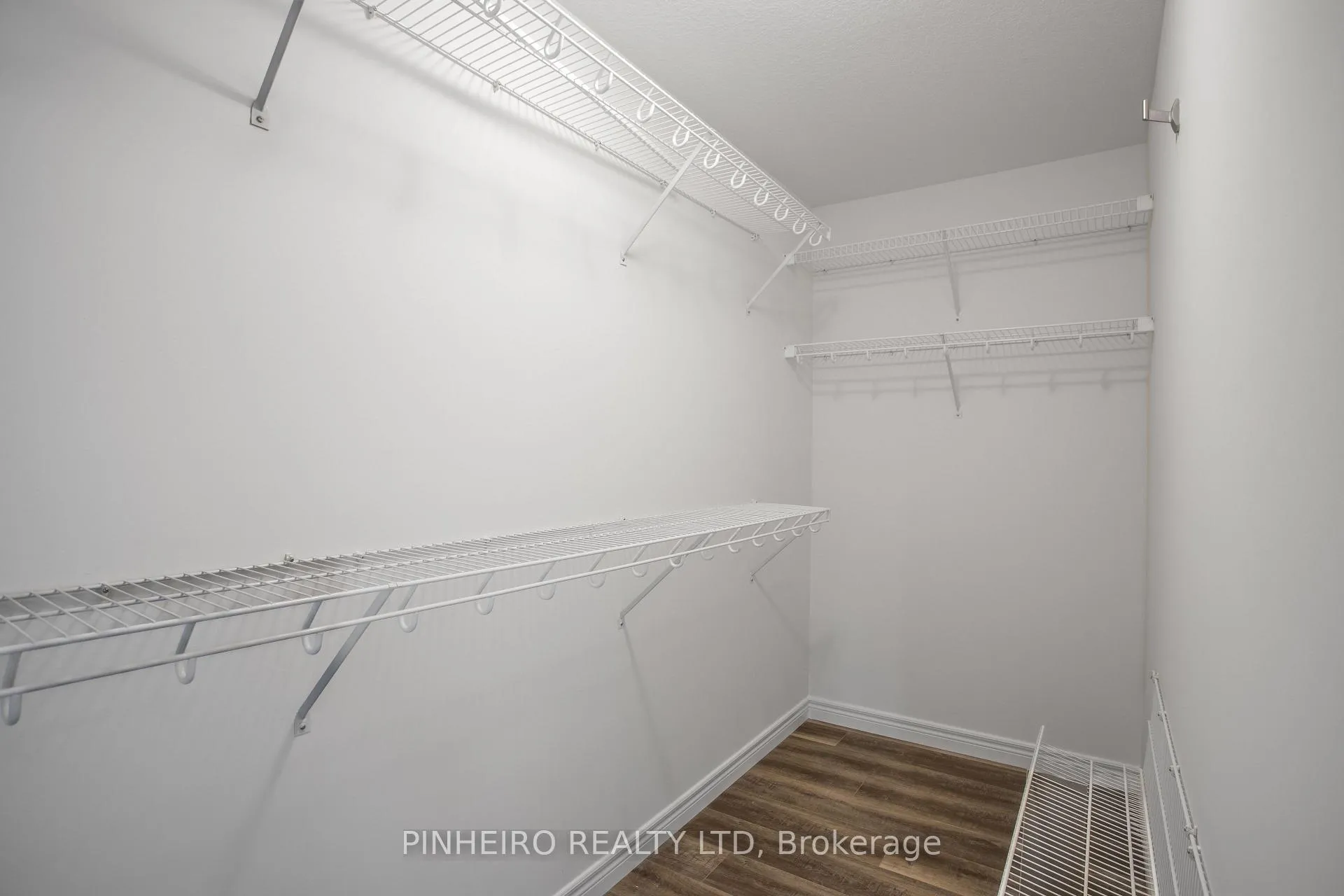Photo 17 of 454 Cottontail Crescent, London, North B — HOMEH