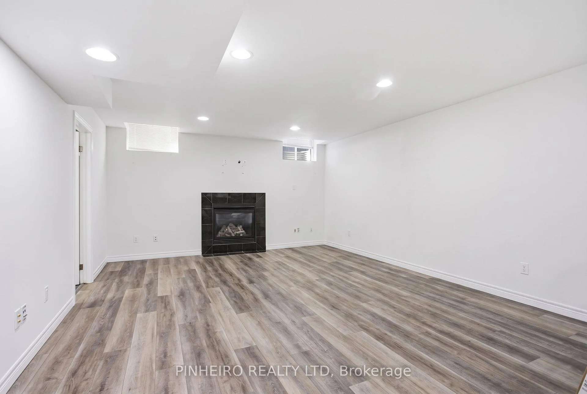 Photo 22 of 454 Cottontail Crescent, London, North B — HOMEH
