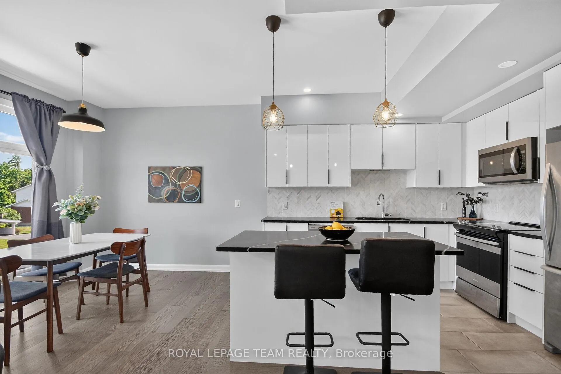 Photo 19 of 2706 Draper Avenue, Ottawa, Redwood Park — HOMEH