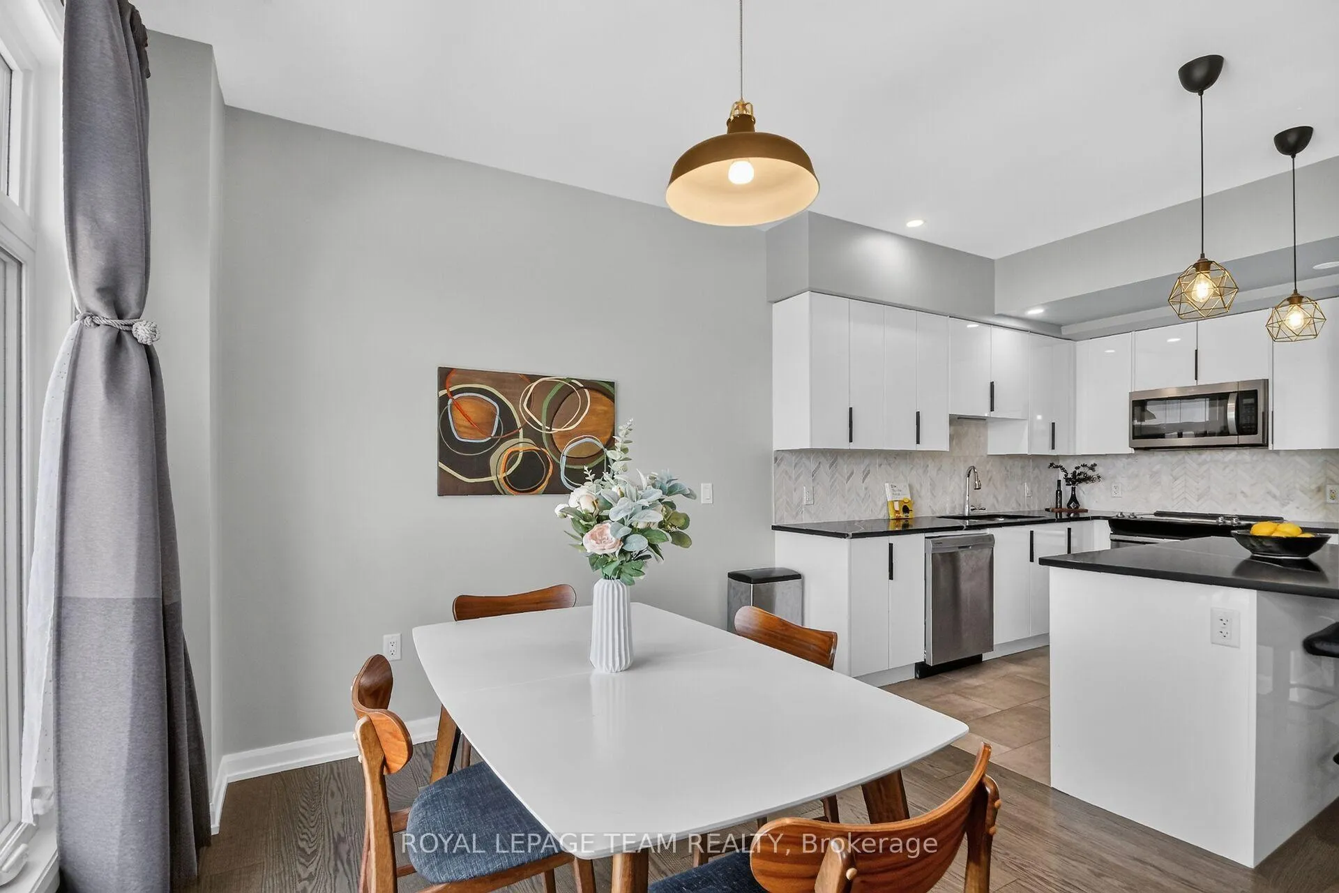 Photo 22 of 2706 Draper Avenue, Ottawa, Redwood Park — HOMEH