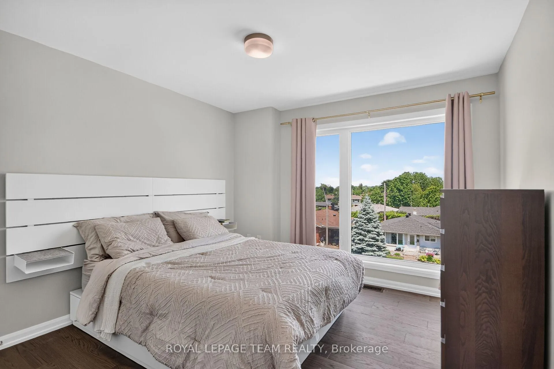 Photo 25 of 2706 Draper Avenue, Ottawa, Redwood Park — HOMEH