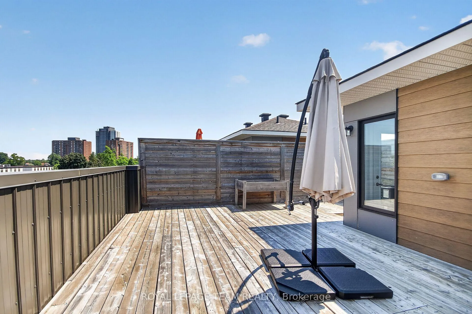Photo 36 of 2706 Draper Avenue, Ottawa, Redwood Park — HOMEH