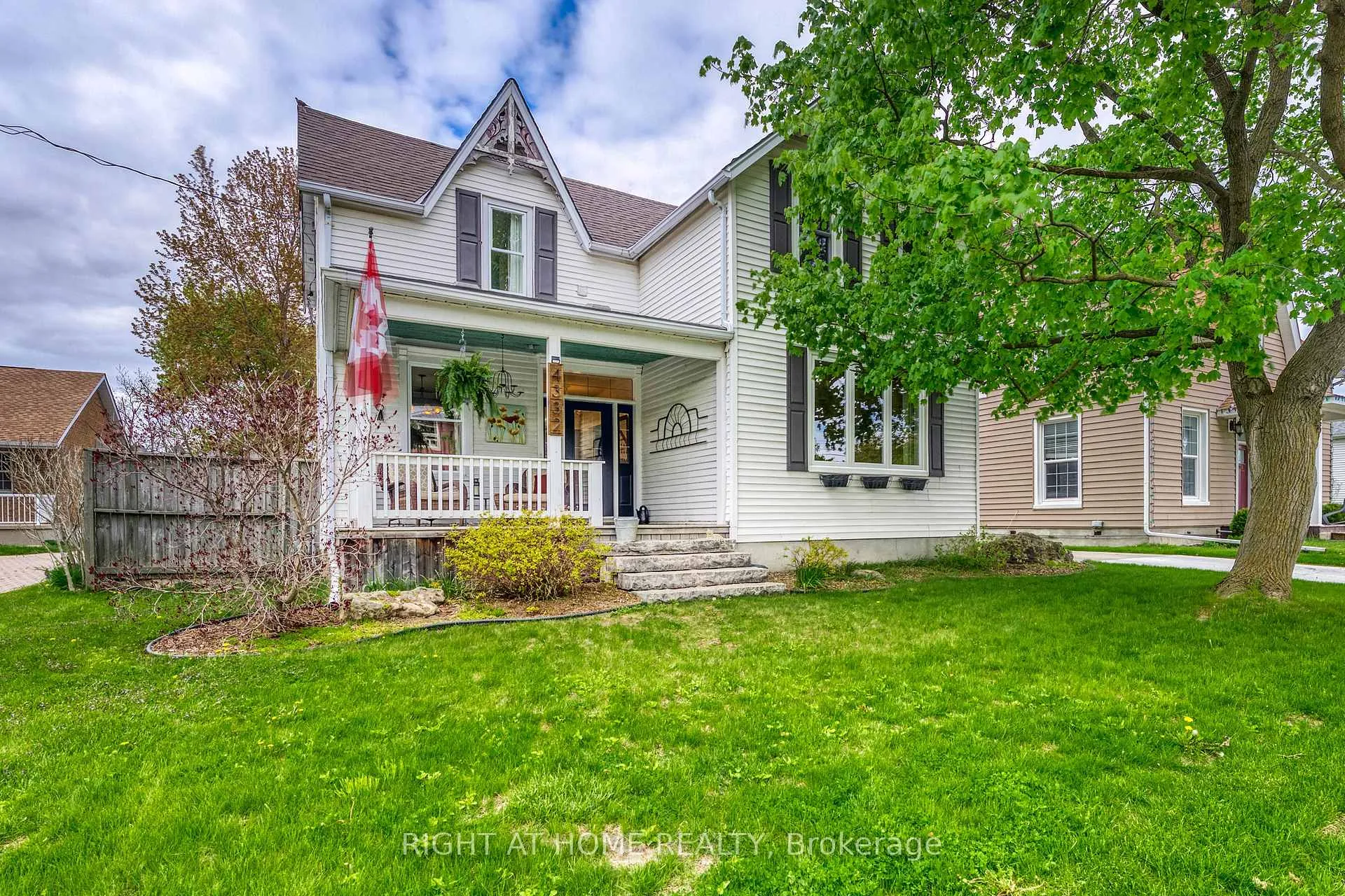 Photo 1 of 4332 Petrolia Line, Enniskillen, Petrolia — HOMEH
