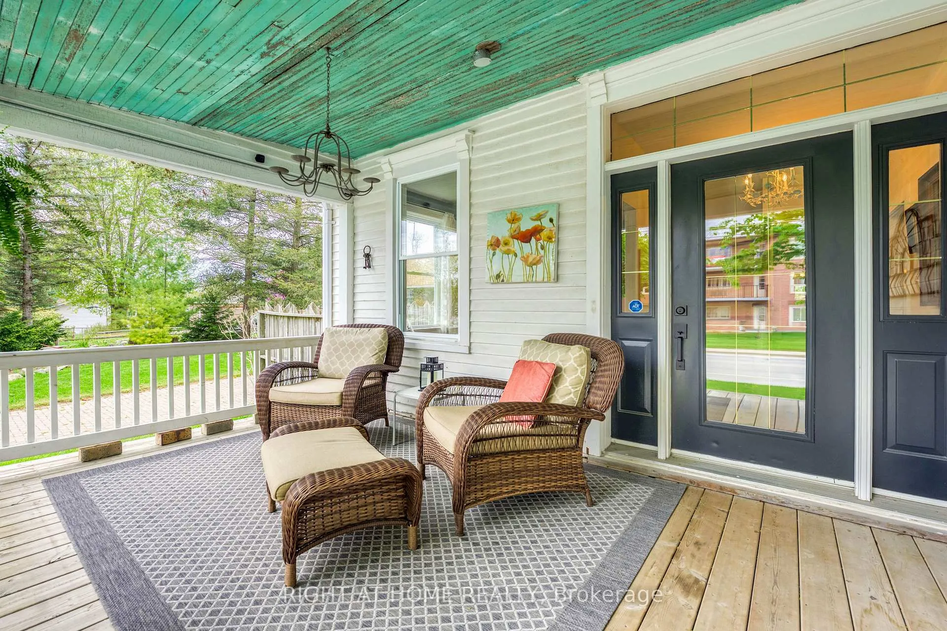Photo 16 of 4332 Petrolia Line, Enniskillen, Petrolia — HOMEH