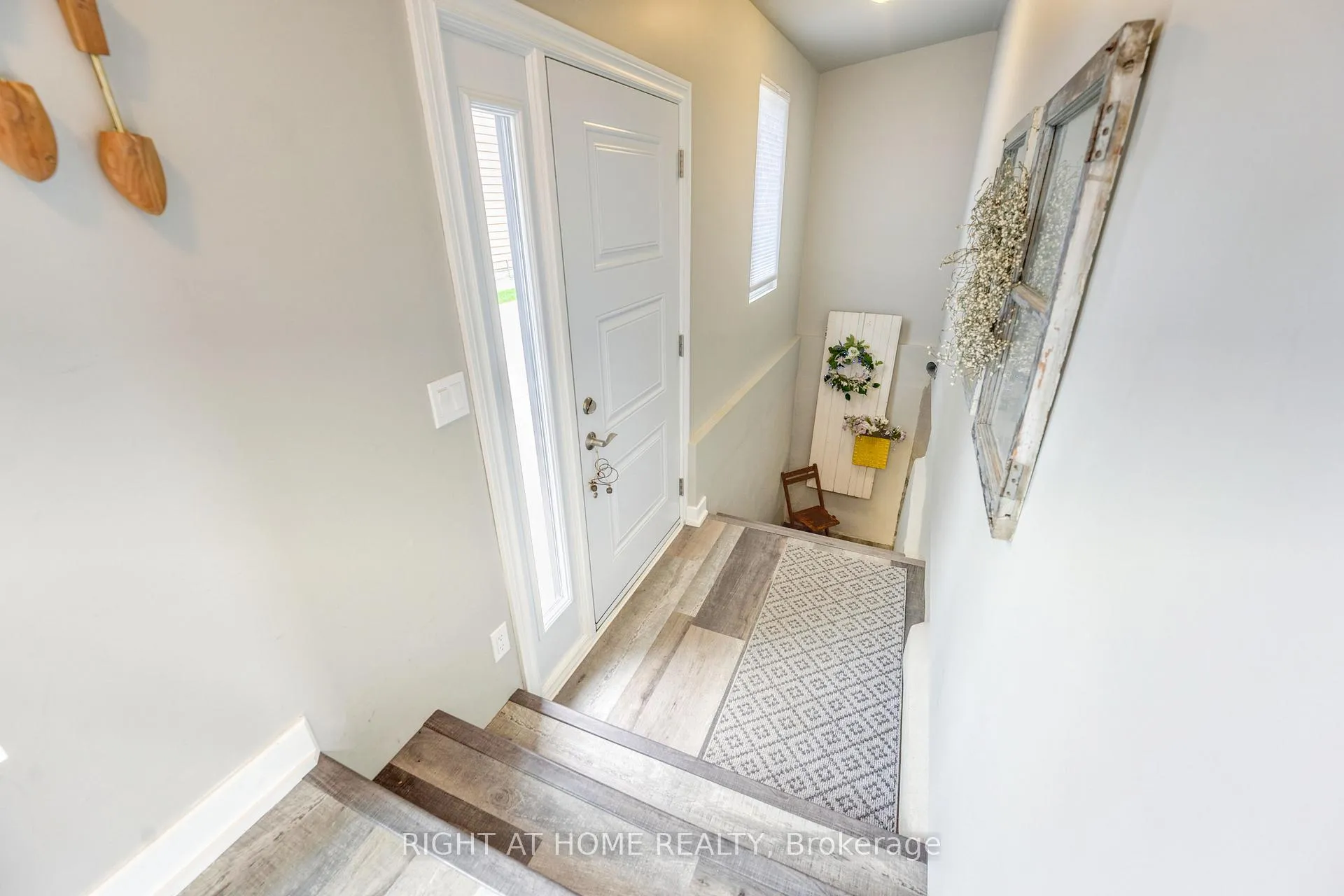 Photo 34 of 4332 Petrolia Line, Enniskillen, Petrolia — HOMEH