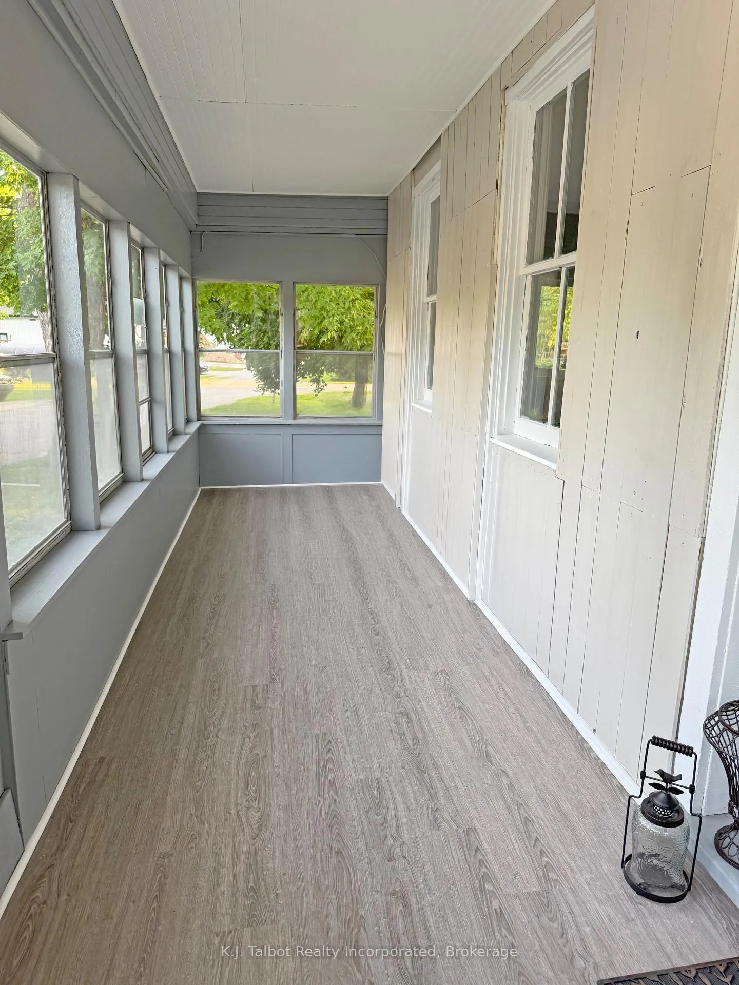 Photo 4 of 600 Fishleigh Street, Huron East, Brussels — HOMEH