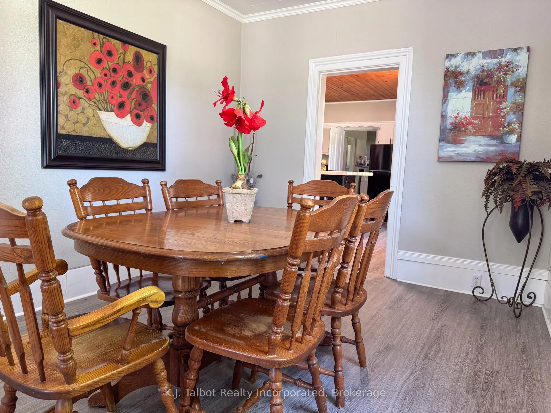 Photo 9 of 600 Fishleigh Street, Huron East, Brussels — HOMEH