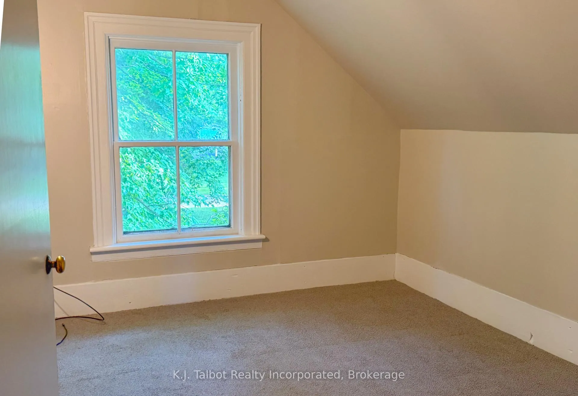 Photo 22 of 600 Fishleigh Street, Huron East, Brussels — HOMEH