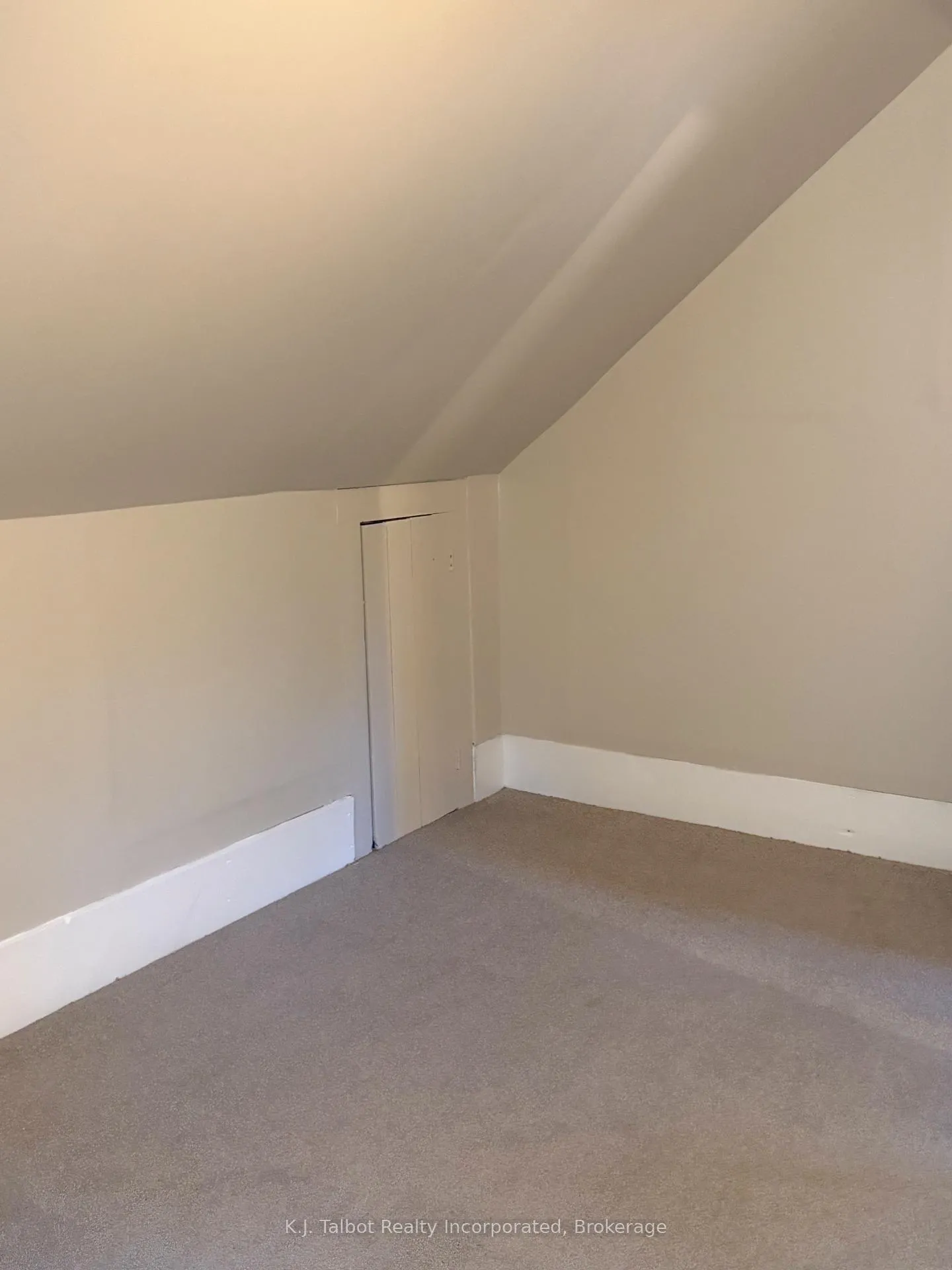 Photo 23 of 600 Fishleigh Street, Huron East, Brussels — HOMEH