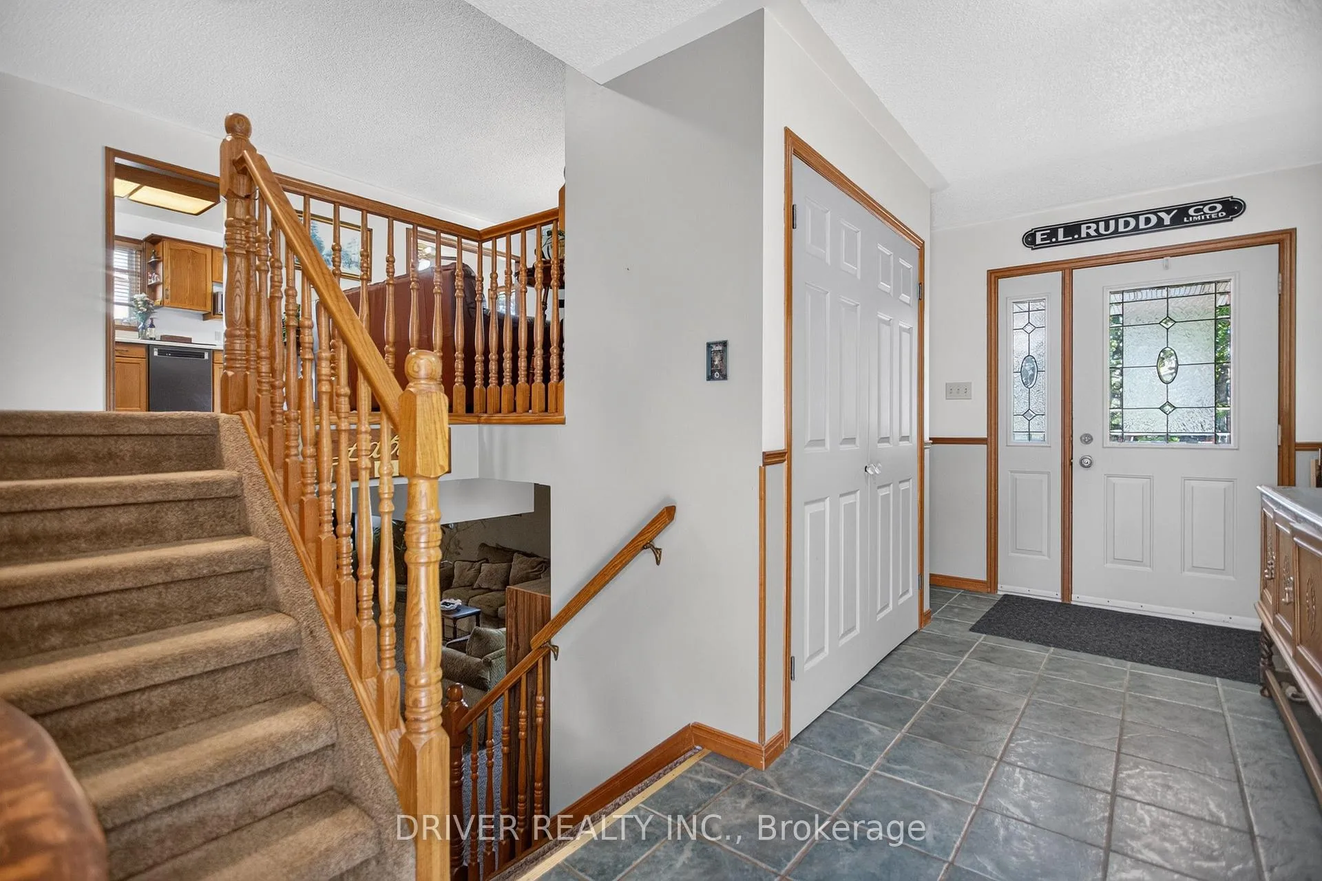 Photo 5 of 24 Hawthorne Crescent, Aylmer — HOMEH