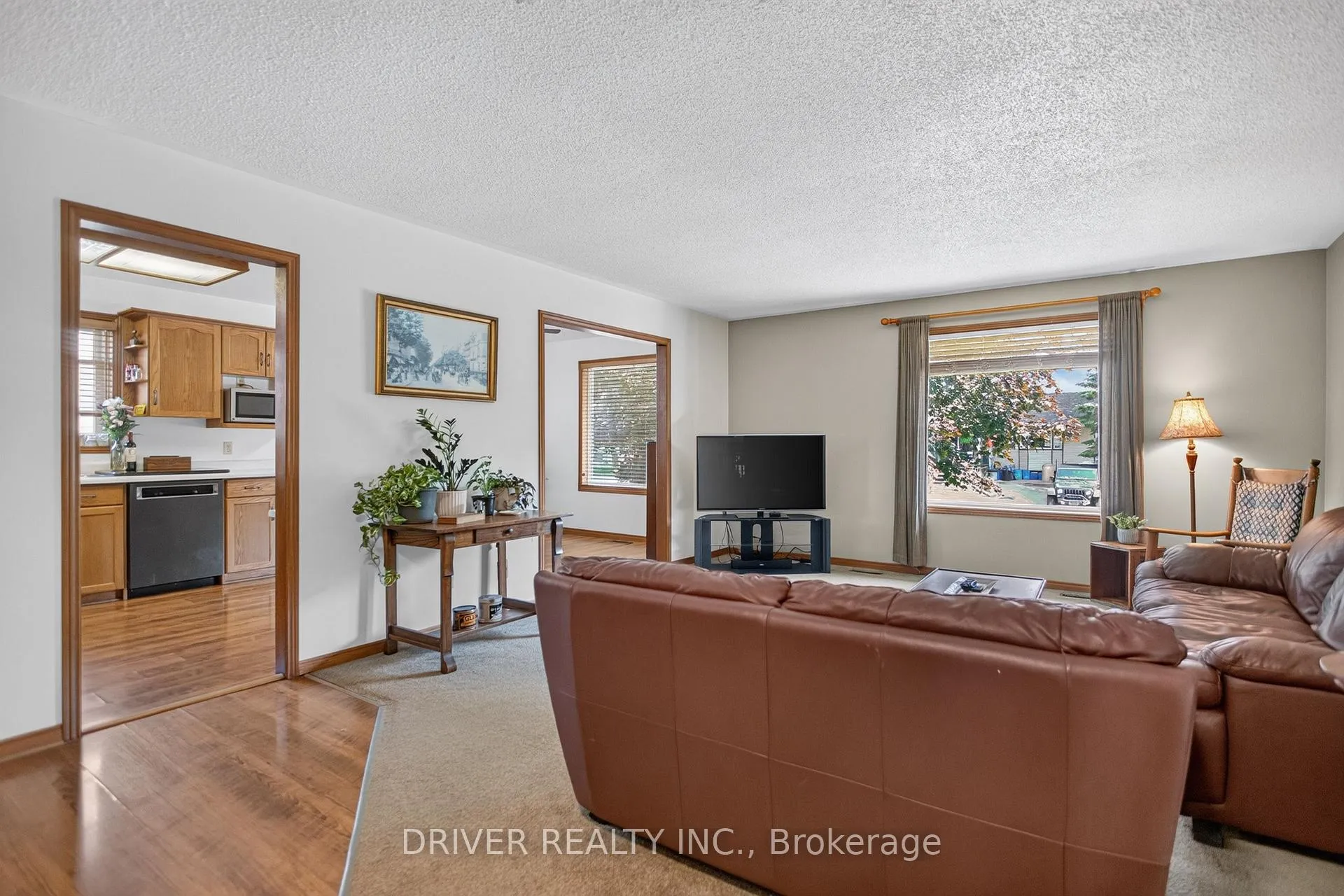 Photo 6 of 24 Hawthorne Crescent, Aylmer — HOMEH