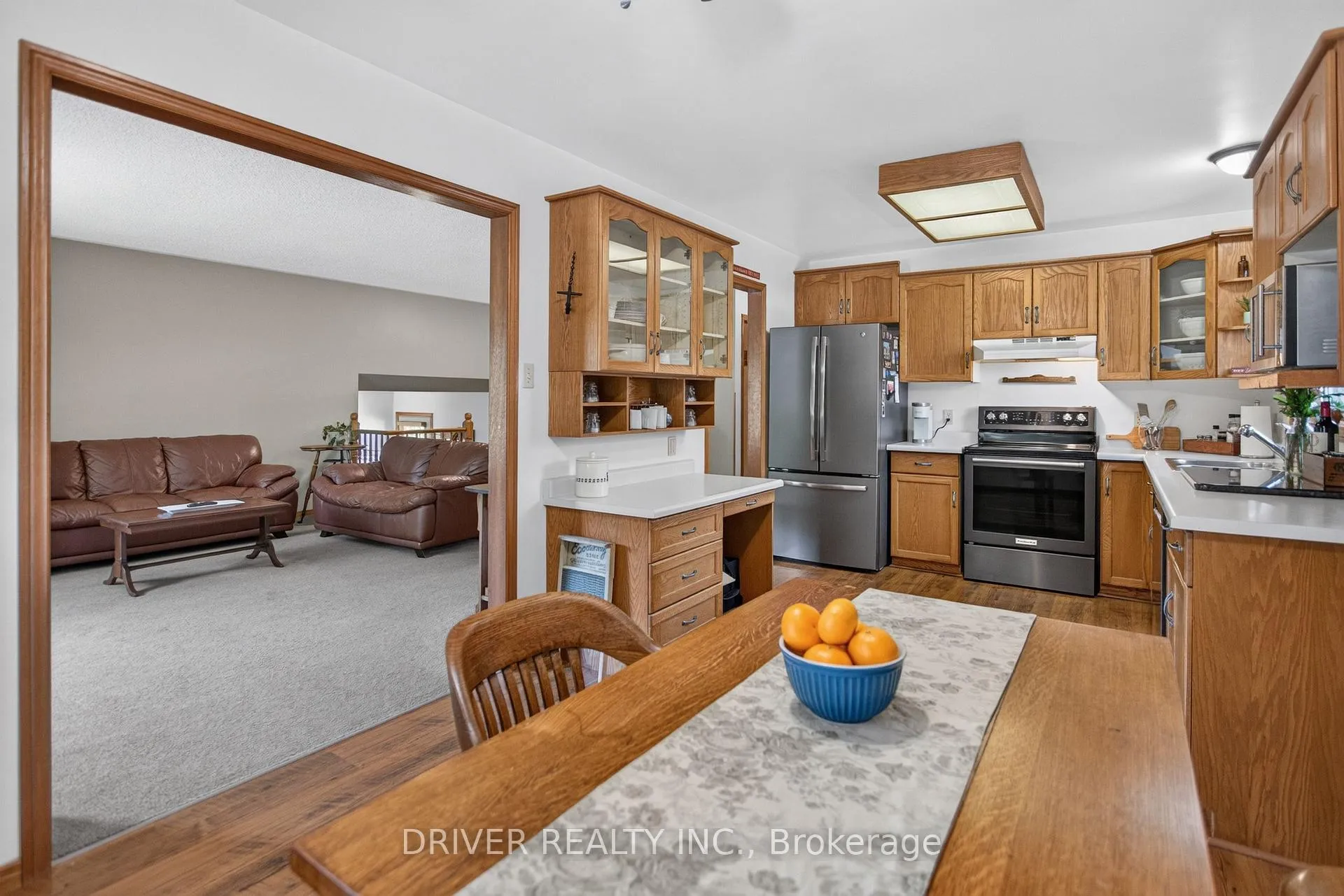 Photo 8 of 24 Hawthorne Crescent, Aylmer — HOMEH