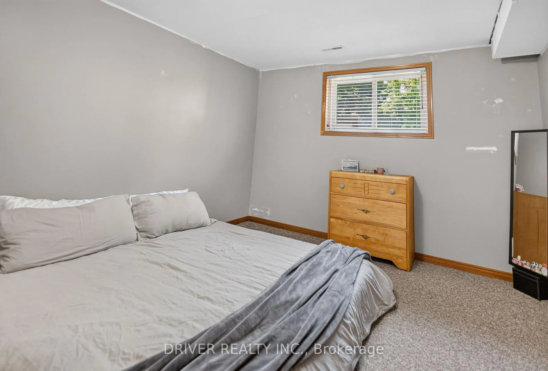 Photo 23 of 24 Hawthorne Crescent, Aylmer — HOMEH