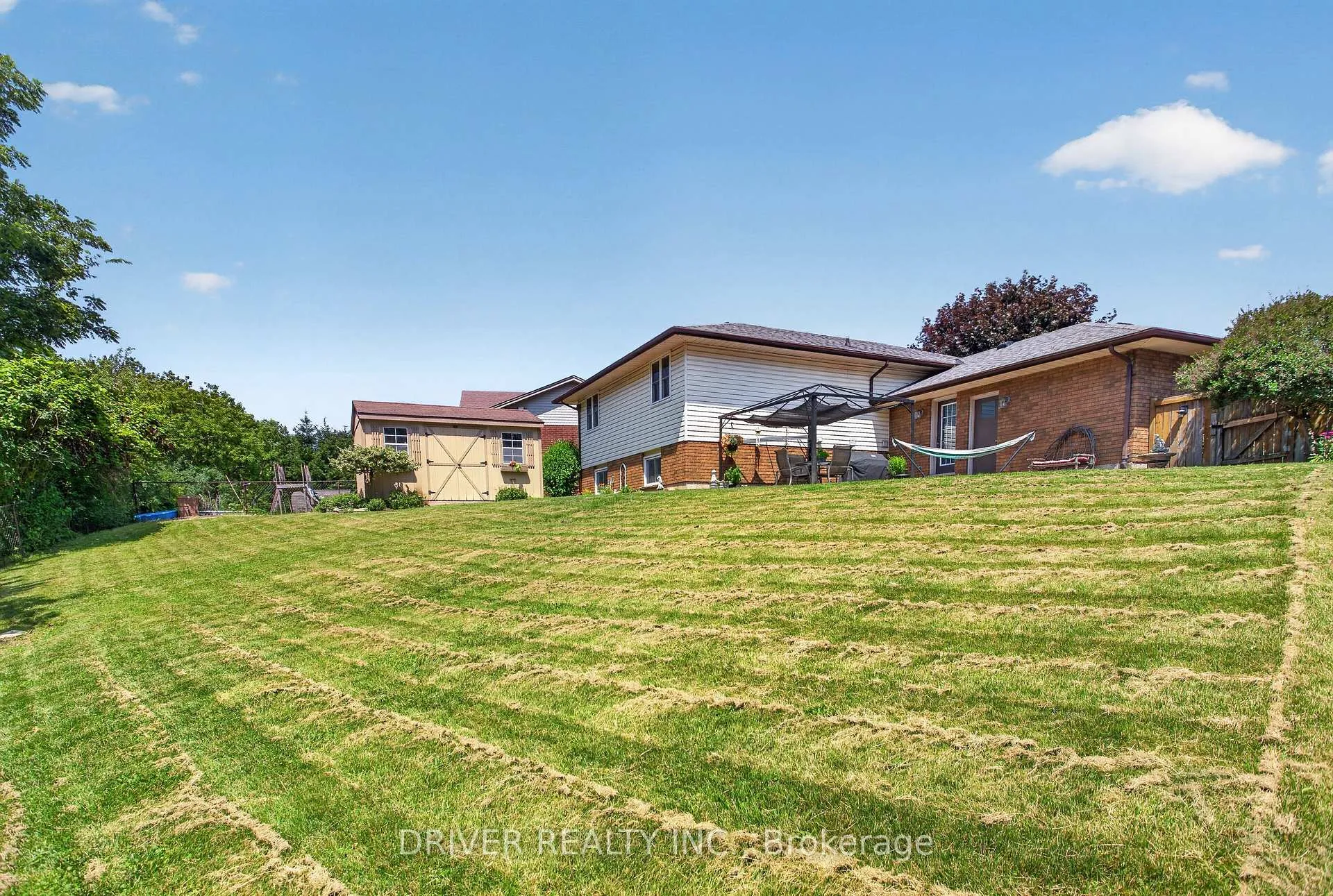 Photo 29 of 24 Hawthorne Crescent, Aylmer — HOMEH
