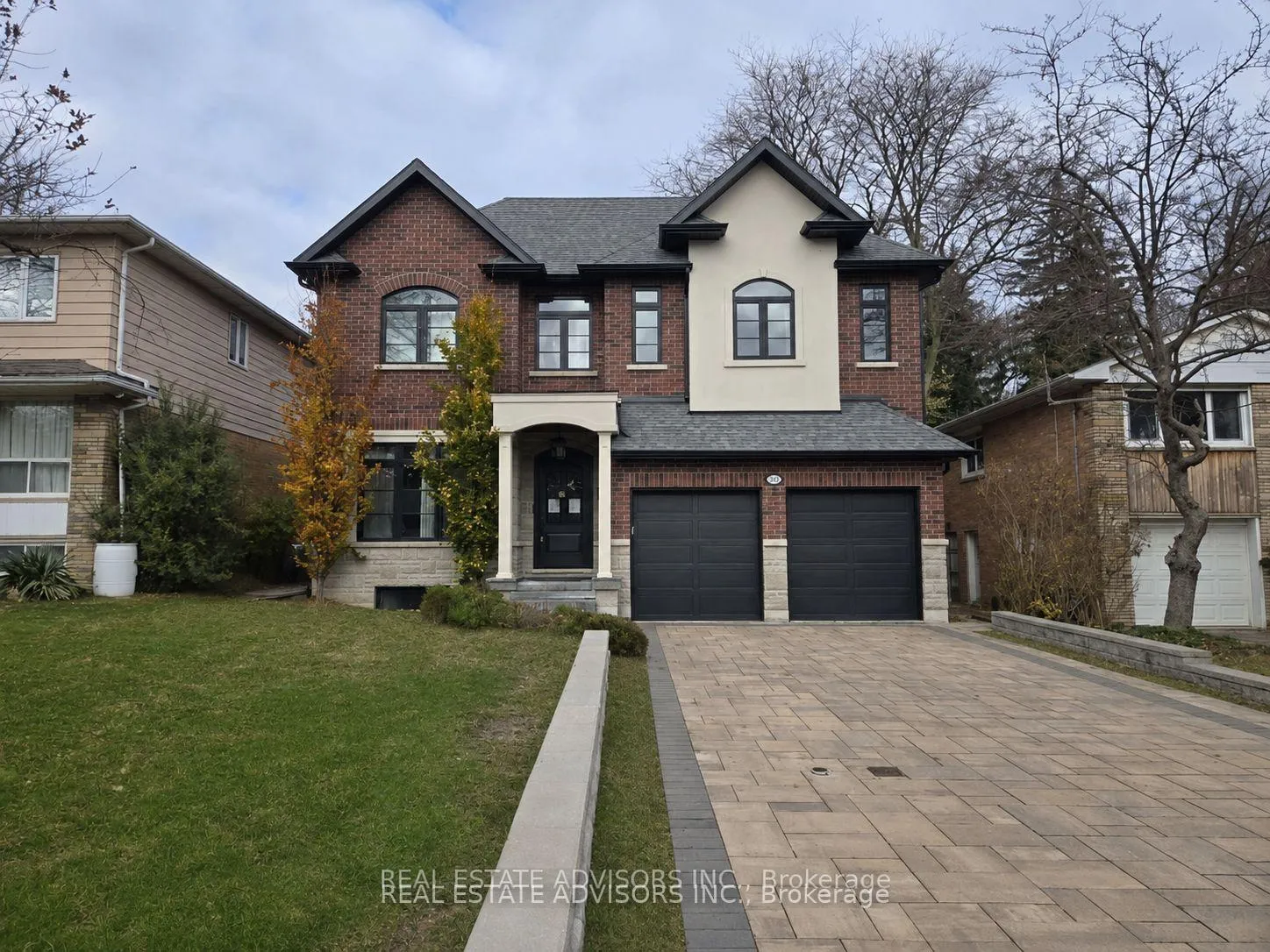 Photo 2 of 20 Arrowstook Road, North York, Bayview Village — HOMEH