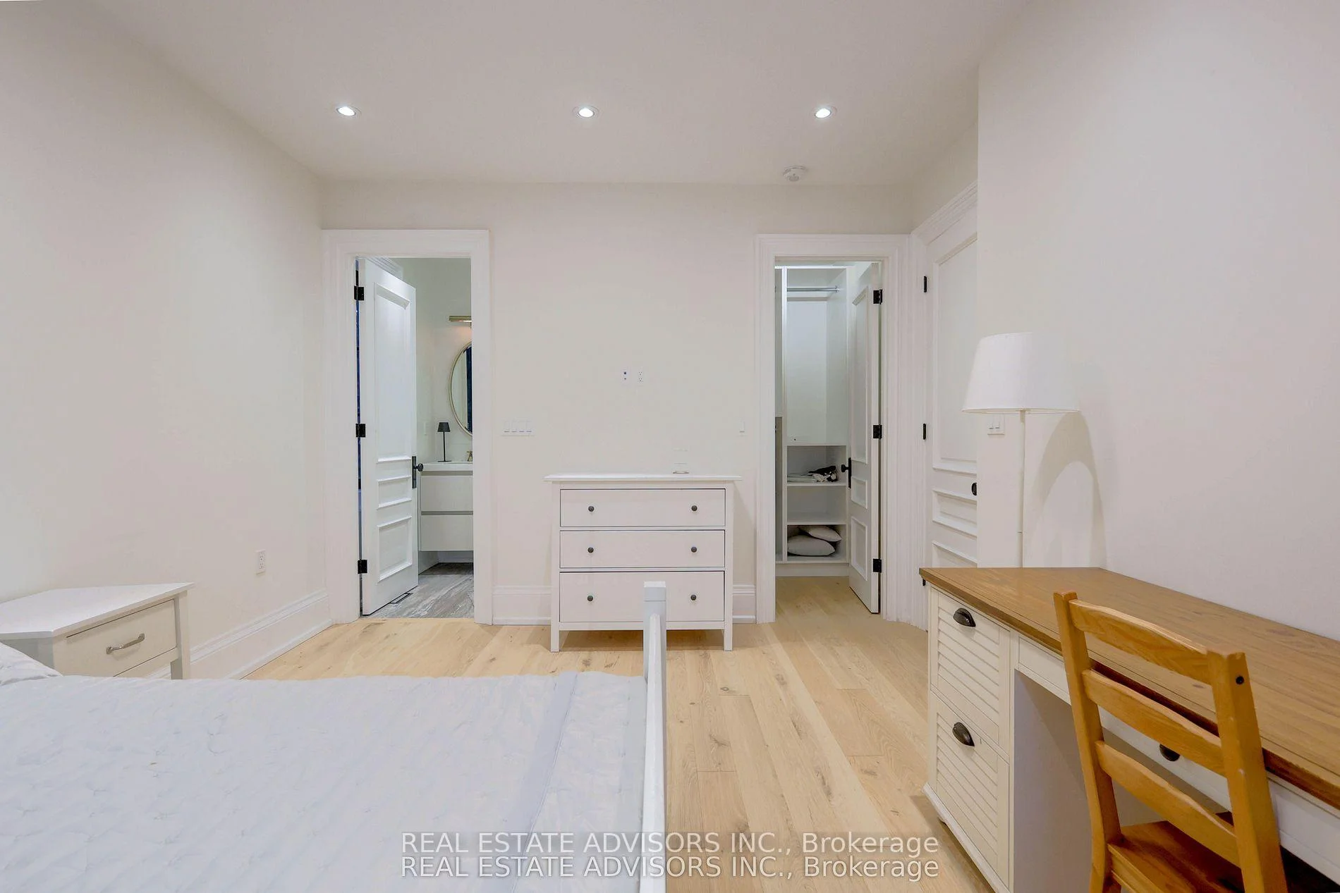 Photo 63 of 20 Arrowstook Road, North York, Bayview Village — HOMEH