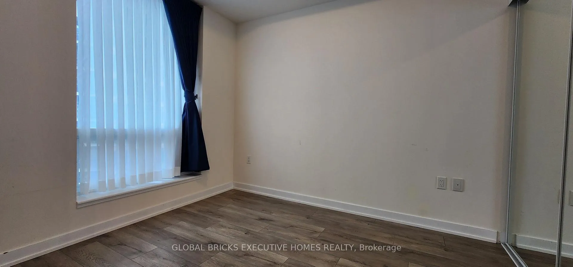 Photo 10 of Unit 4503, 28 Freeland Street, Toronto, Waterfront Communities — HOMEH