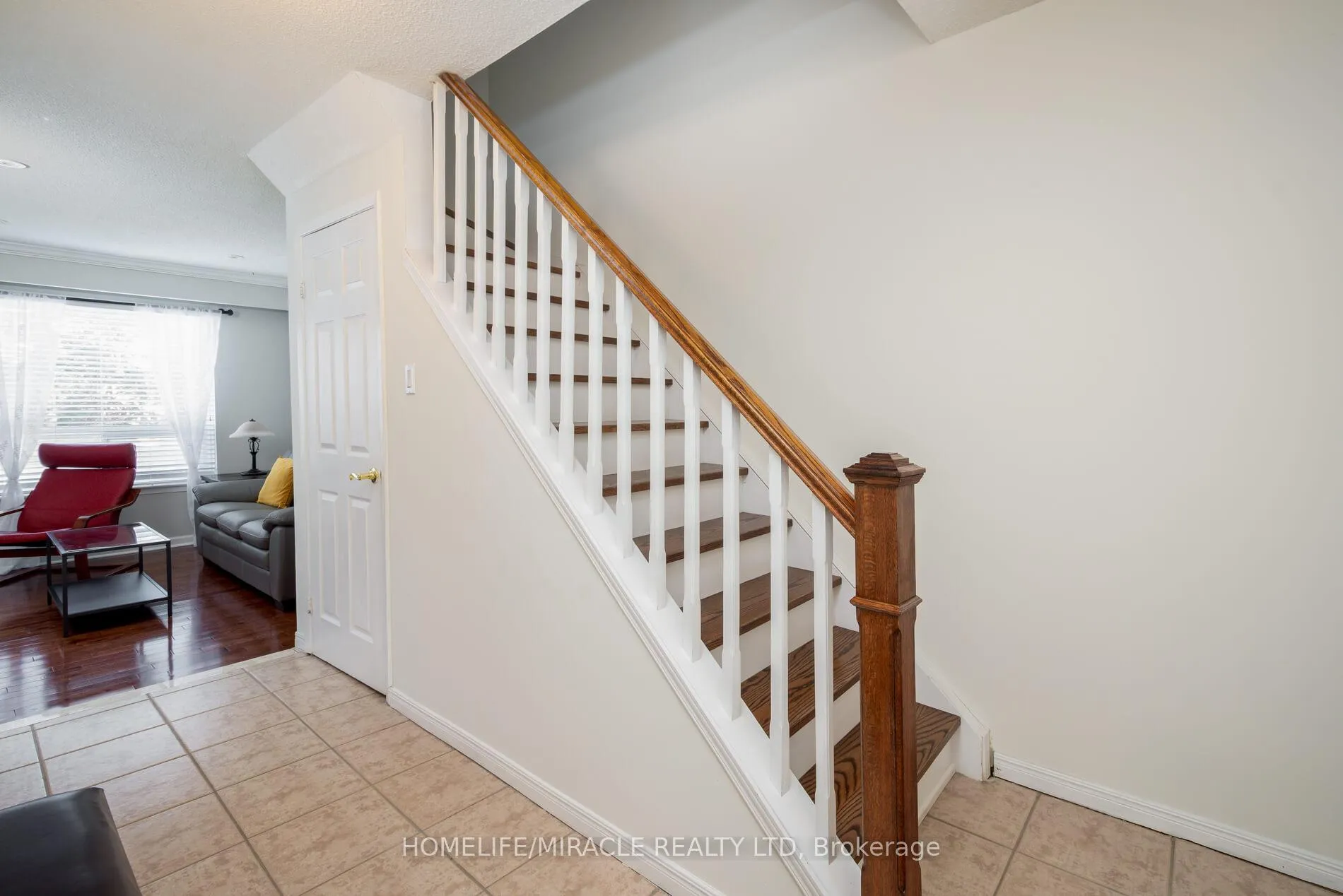 Photo 4 of Unit 51, 70 Moregate Crescent, Brampton, Central Park — HOMEH