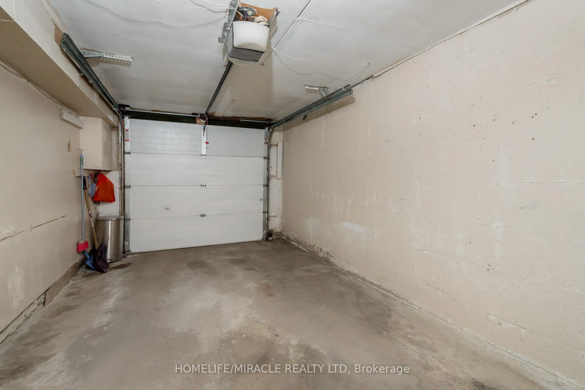 Photo 32 of Unit 51, 70 Moregate Crescent, Brampton, Central Park — HOMEH