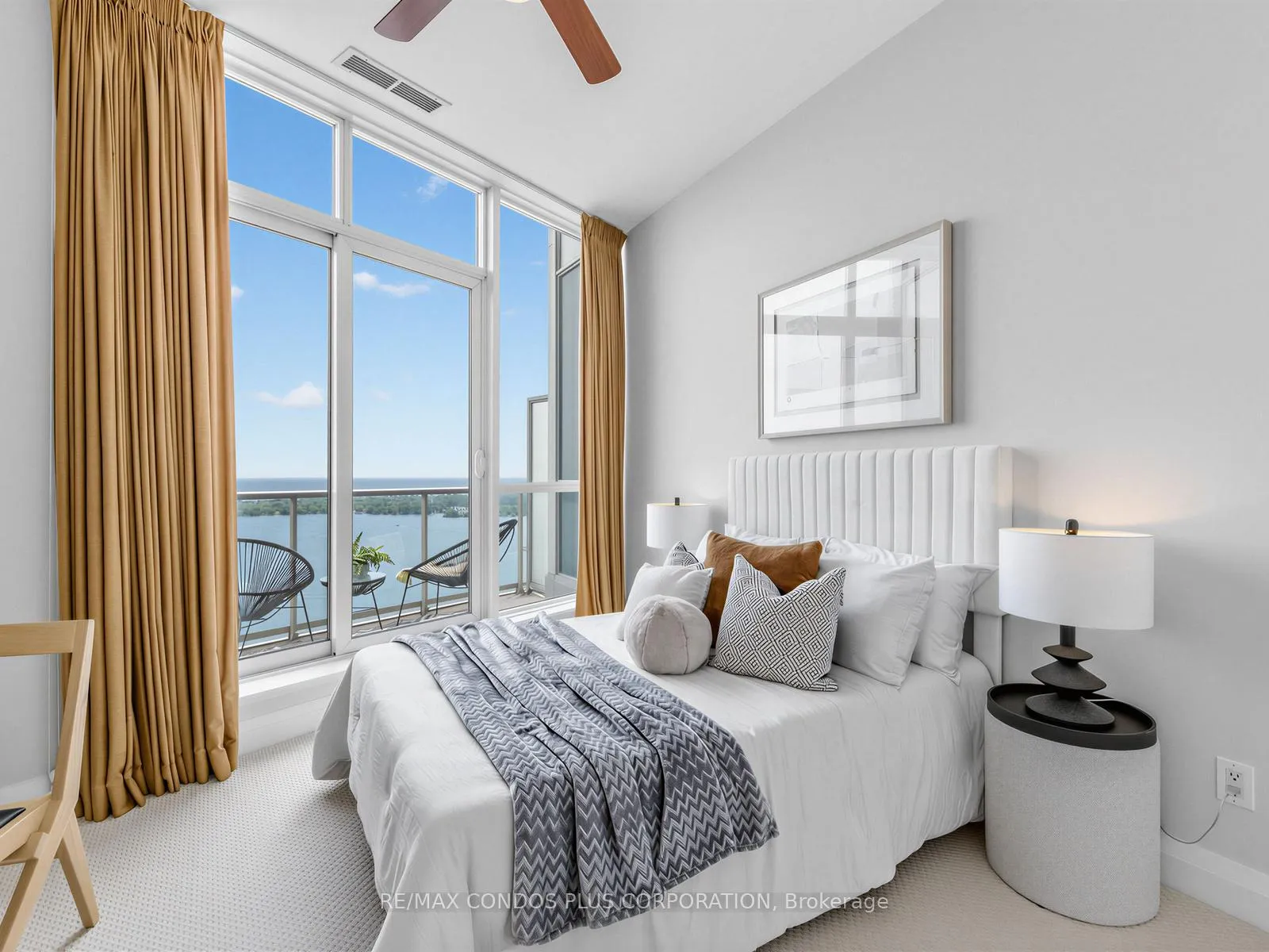 Photo 23 of Unit PH2, 208 Queens Quay W, Toronto, Waterfront Communities — HOMEH