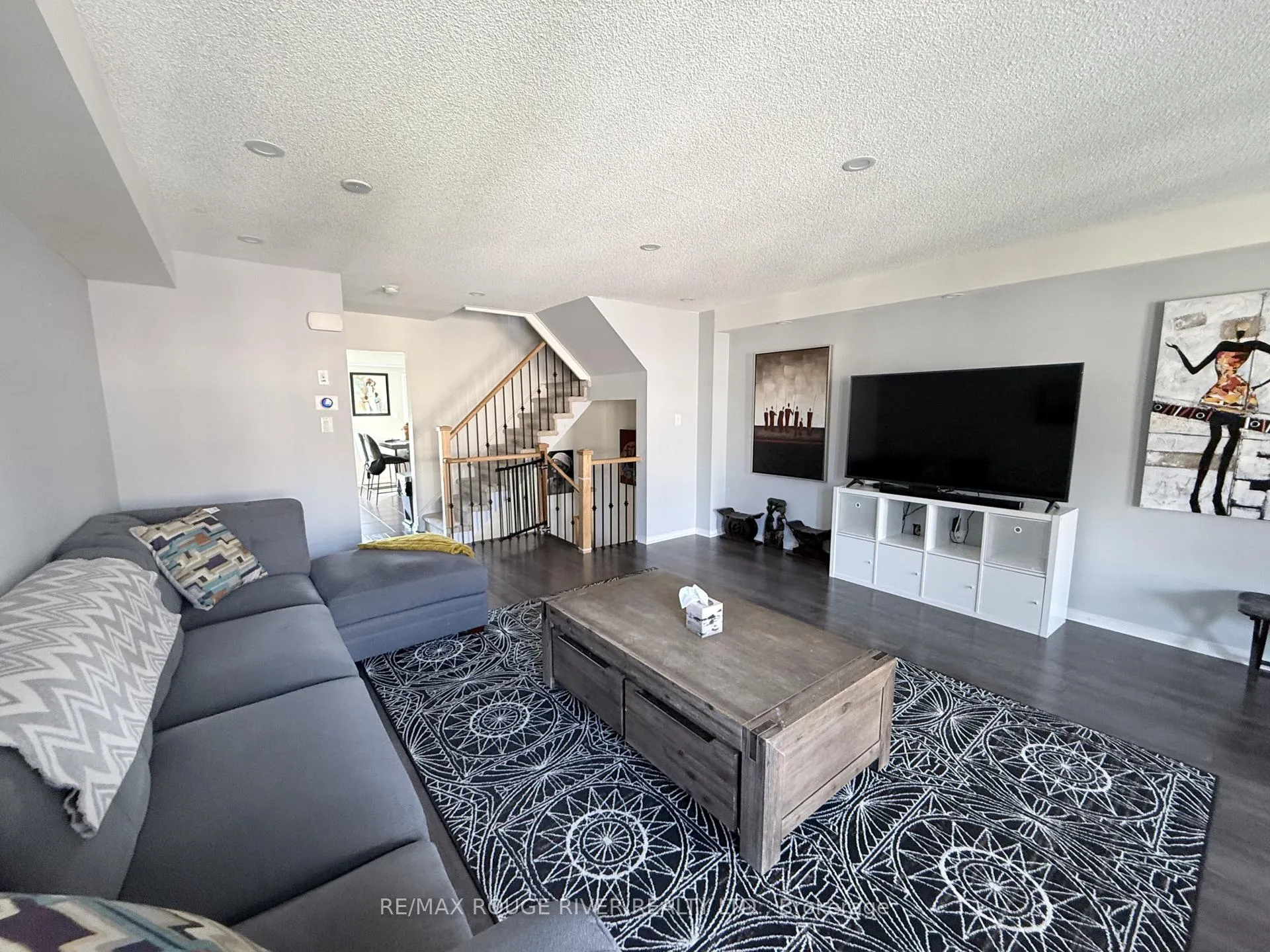 Photo 21 of 906 Audley Road N, Ajax, Central East — HOMEH