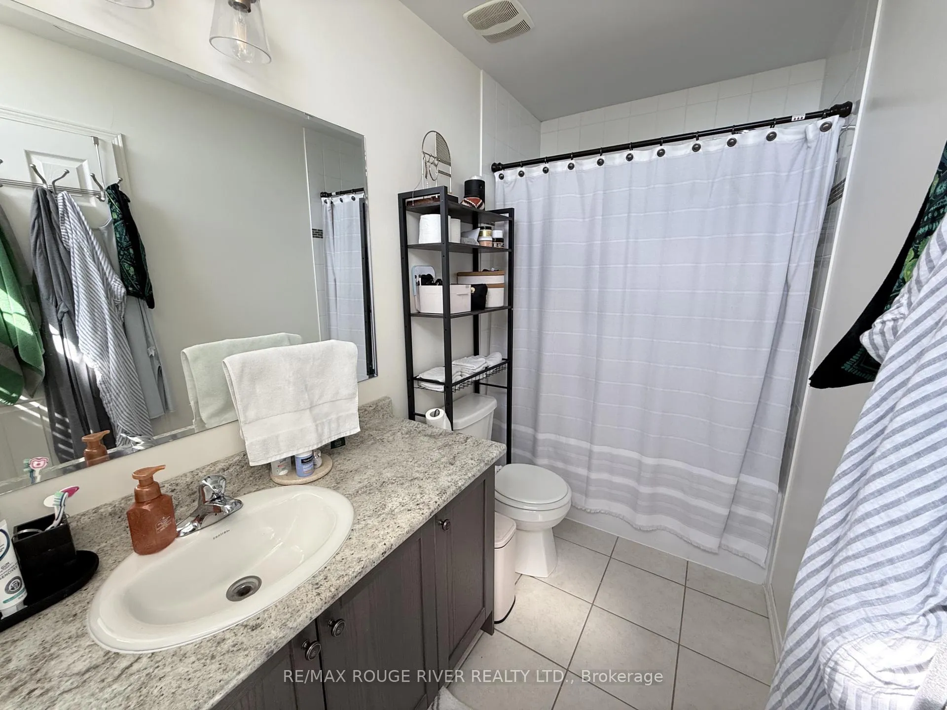Photo 46 of 906 Audley Road N, Ajax, Central East — HOMEH