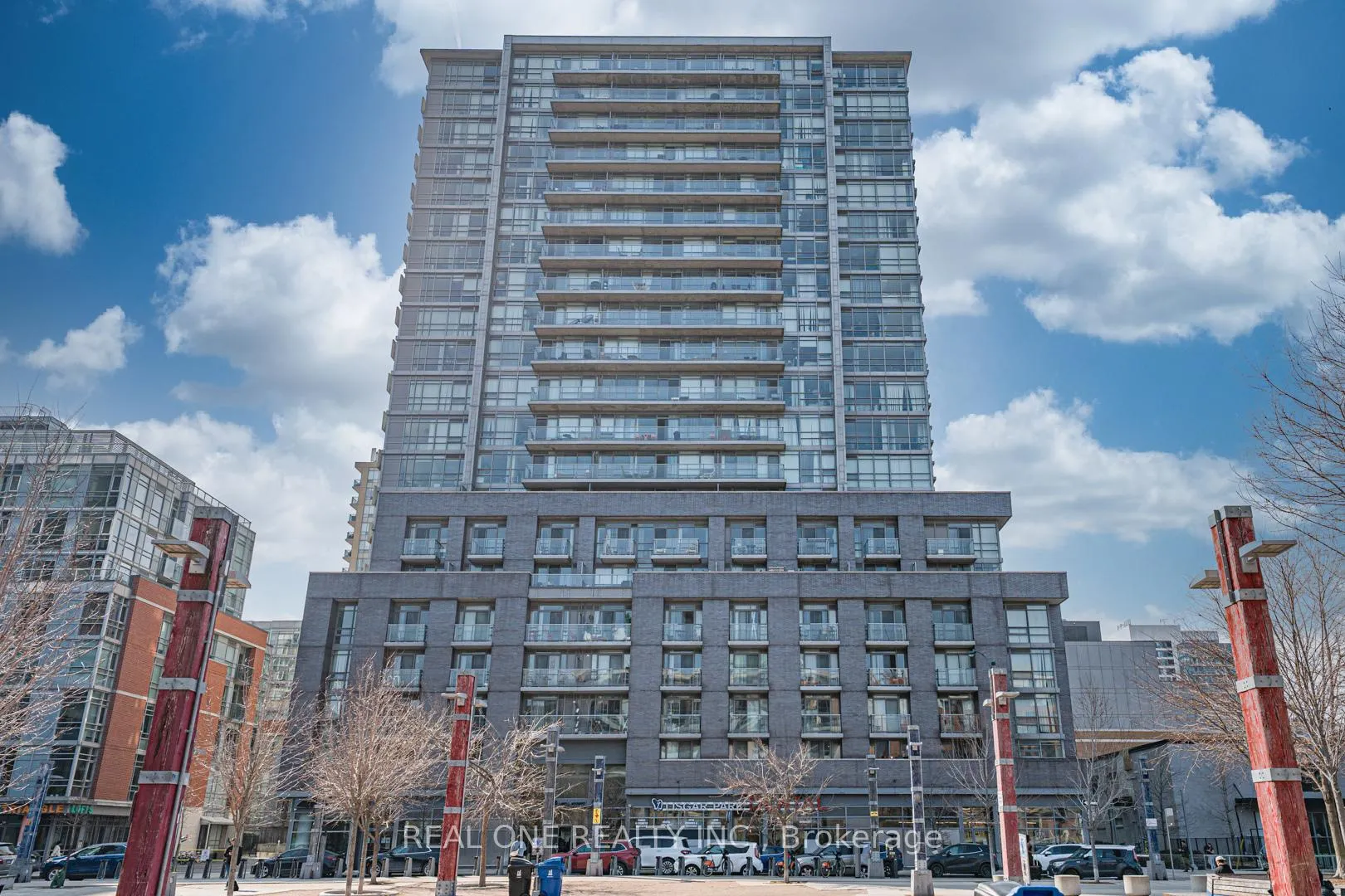 Photo 2 of Unit 846, 68 Abell Street, Toronto, Little Portugal — HOMEH