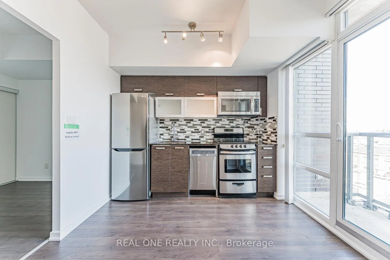 Photo 6 of Unit 846, 68 Abell Street, Toronto, Little Portugal — HOMEH