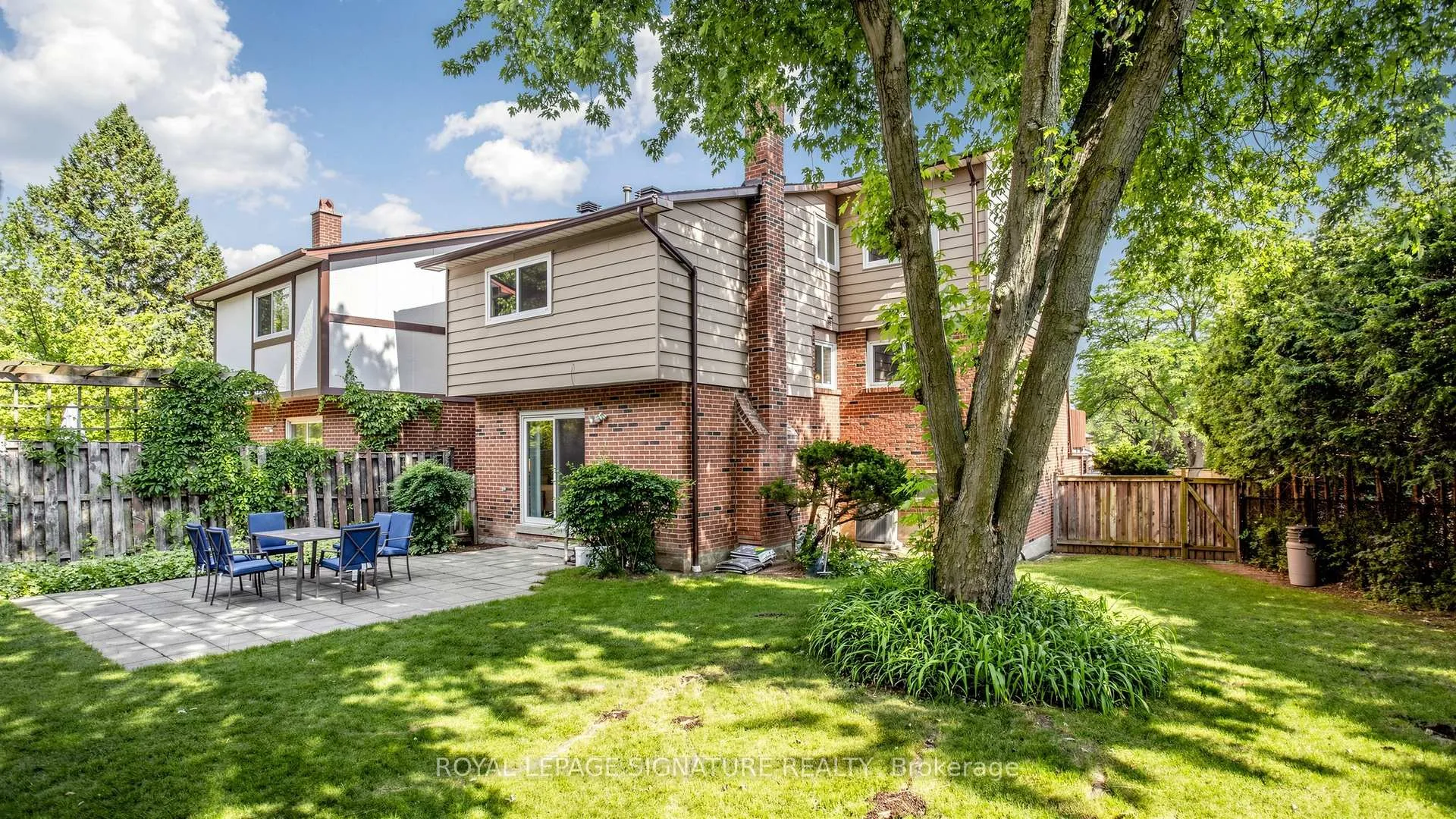 Photo 16 of 12 Linton Court, Markham, Aileen-Willowbrook — HOMEH