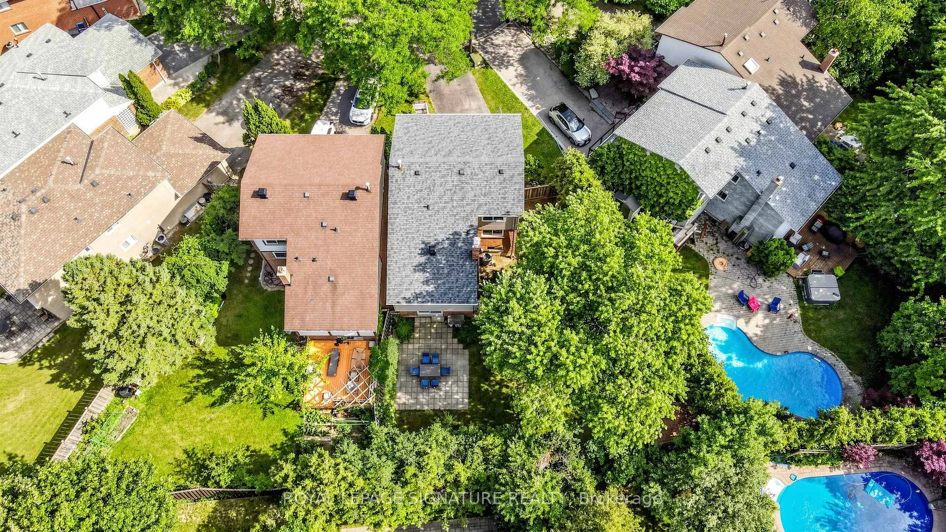 Photo 18 of 12 Linton Court, Markham, Aileen-Willowbrook — HOMEH