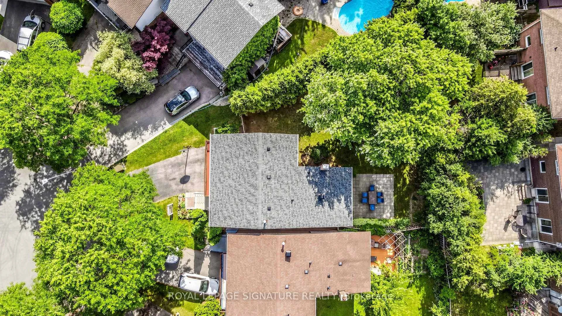 Photo 19 of 12 Linton Court, Markham, Aileen-Willowbrook — HOMEH