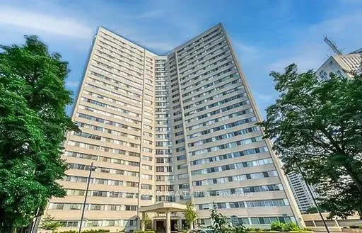 Photo 2 of Unit 2101, 3700 Kaneff Crescent, Mississauga, Mississauga Valleys — HOMEH