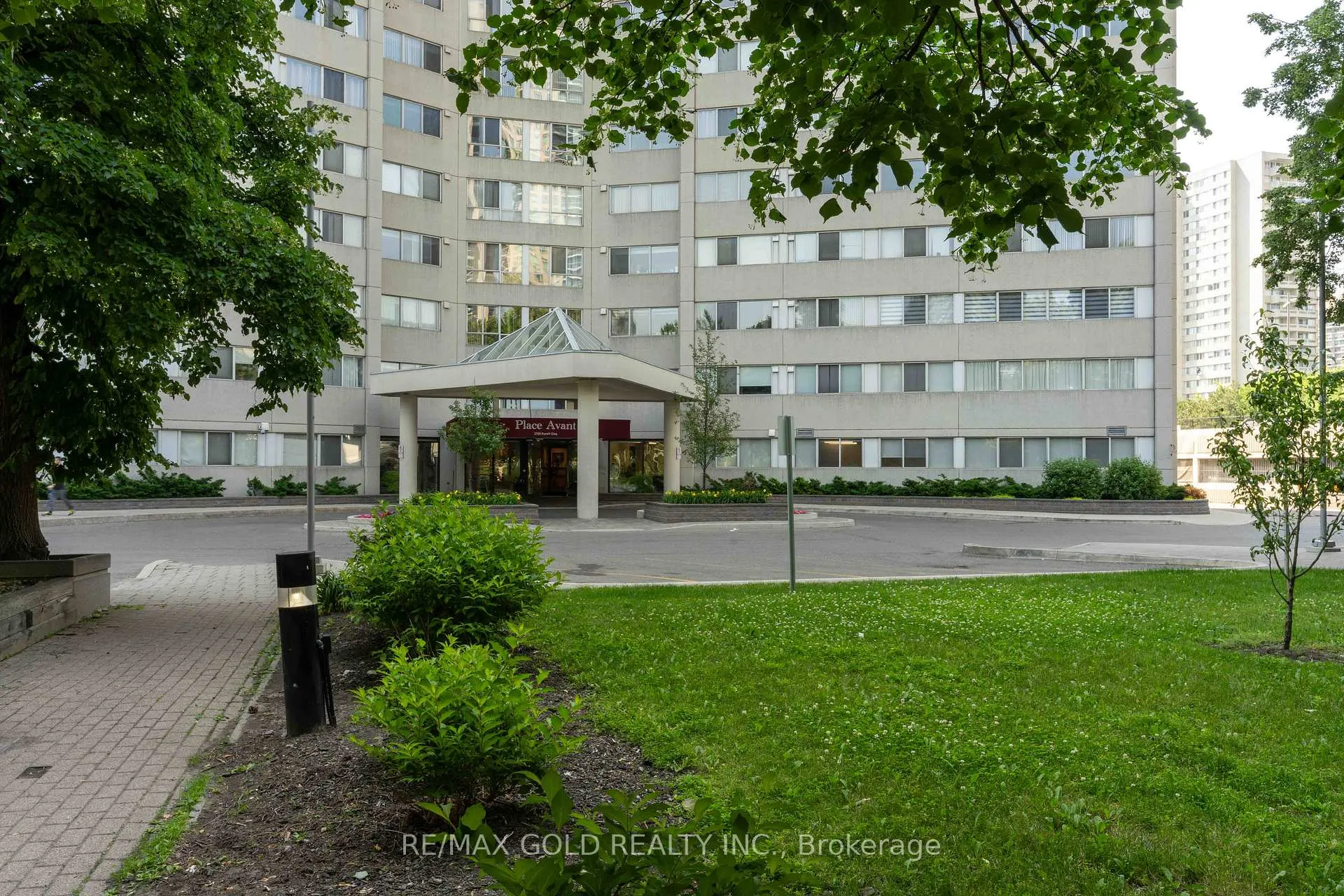 Photo 4 of Unit 2101, 3700 Kaneff Crescent, Mississauga, Mississauga Valleys — HOMEH