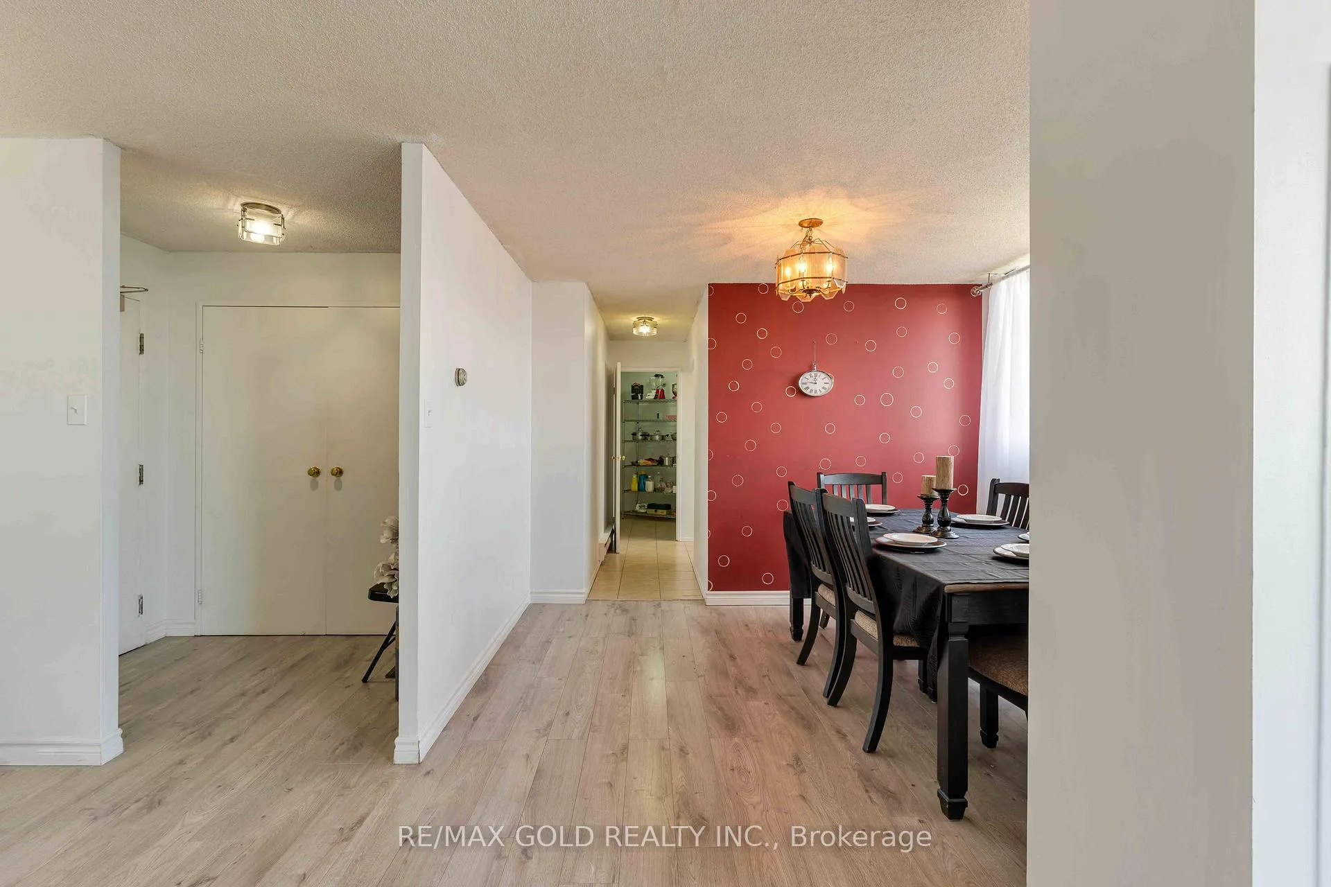 Photo 17 of Unit 2101, 3700 Kaneff Crescent, Mississauga, Mississauga Valleys — HOMEH