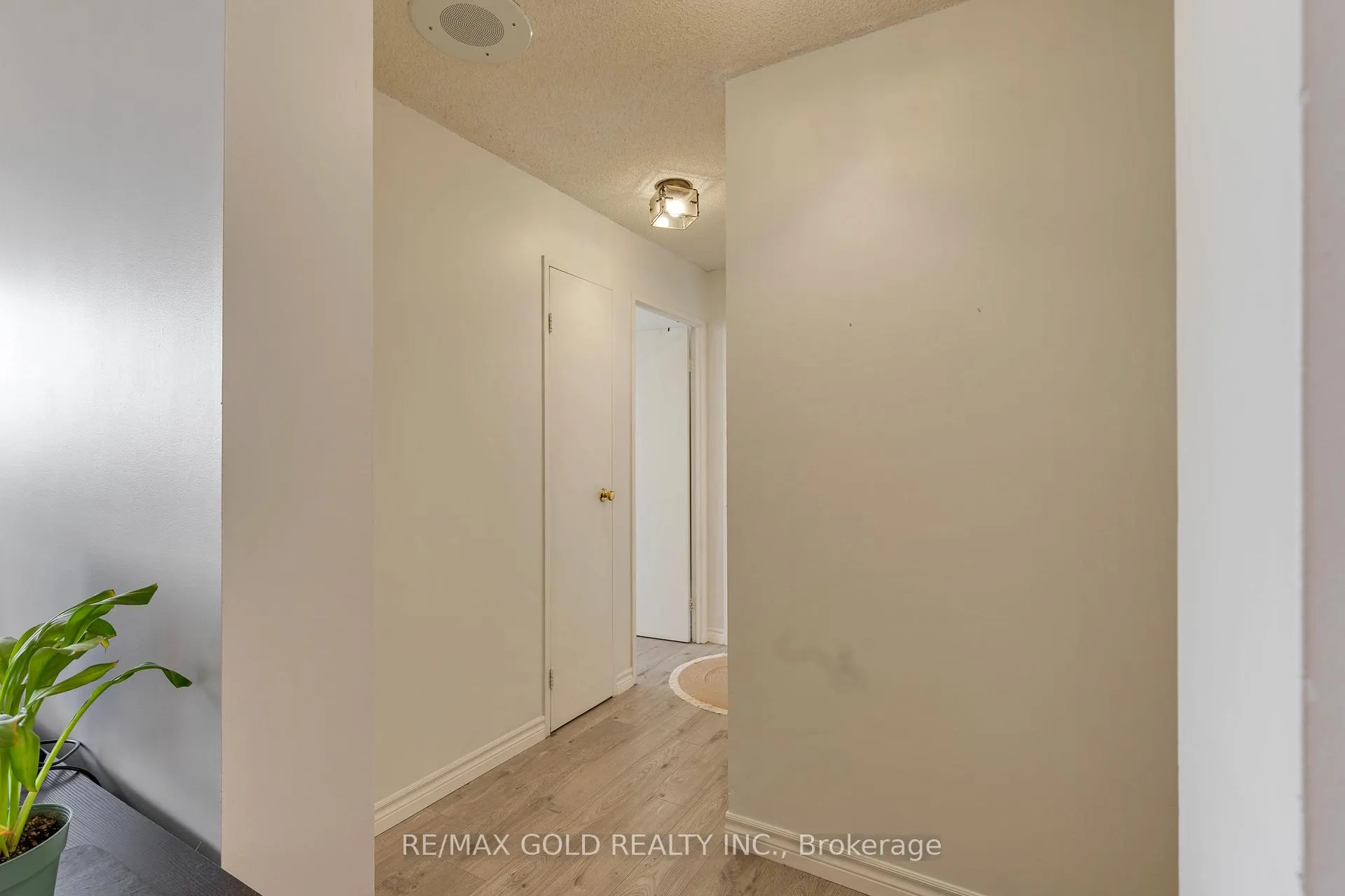 Photo 23 of Unit 2101, 3700 Kaneff Crescent, Mississauga, Mississauga Valleys — HOMEH