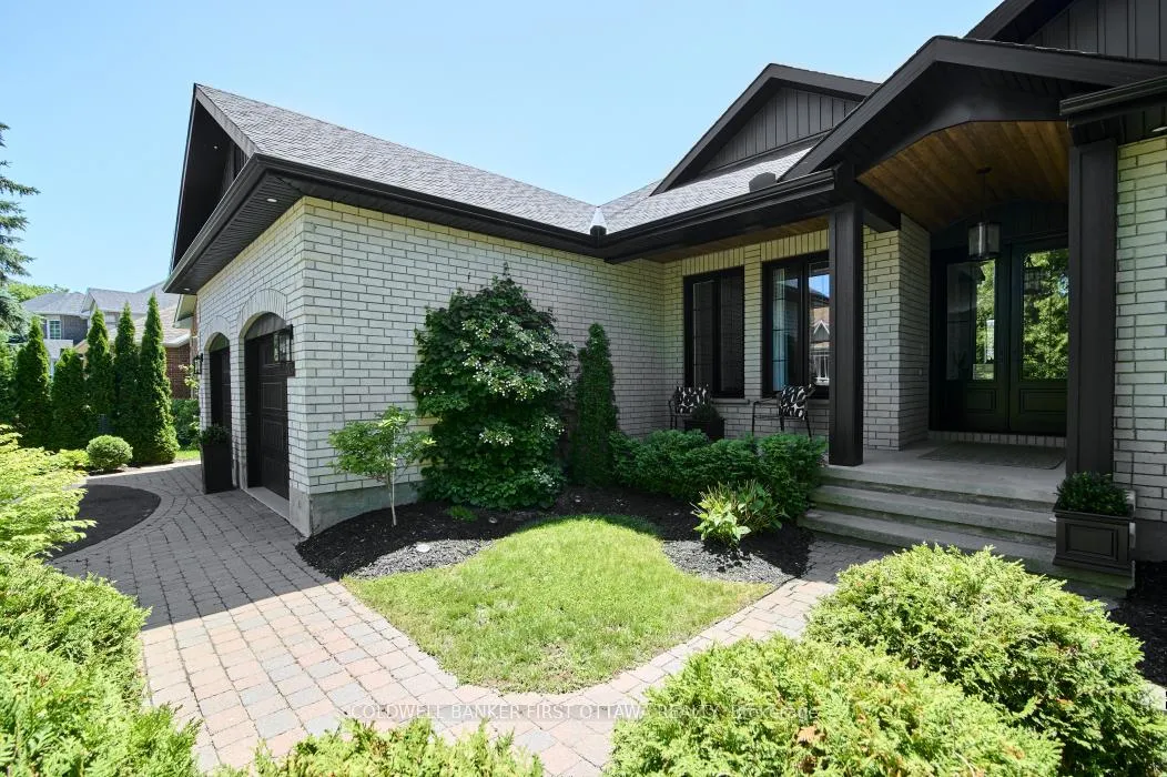 Photo 3 of 179 Glenncastle Drive, Ottawa, Carp — HOMEH