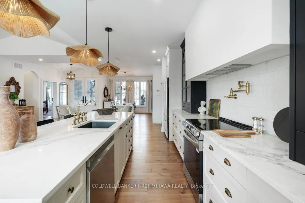 Photo 9 of 179 Glenncastle Drive, Ottawa, Carp — HOMEH