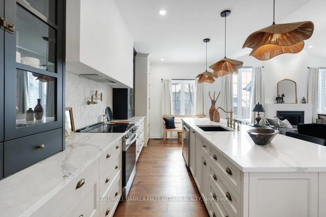 Photo 11 of 179 Glenncastle Drive, Ottawa, Carp — HOMEH