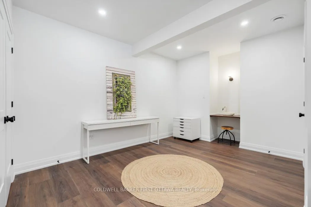 Photo 29 of 179 Glenncastle Drive, Ottawa, Carp — HOMEH
