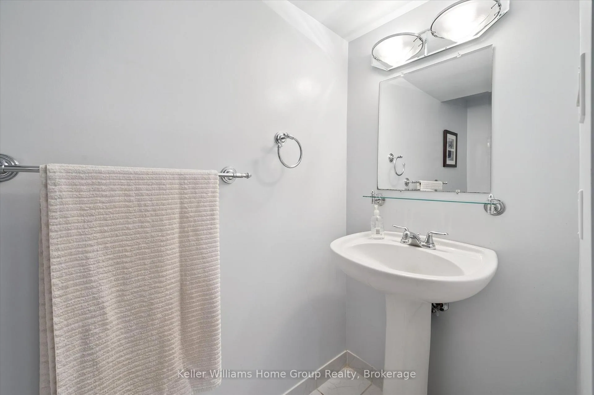 Photo 28 of Unit 4, 106 Woodlawn Road E, Guelph, Victoria North — HOMEH
