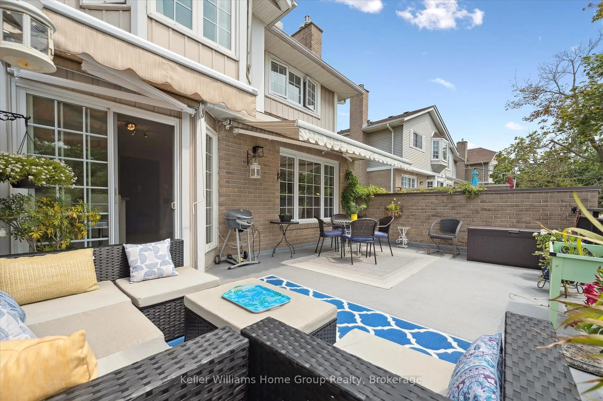 Photo 32 of Unit 4, 106 Woodlawn Road E, Guelph, Victoria North — HOMEH
