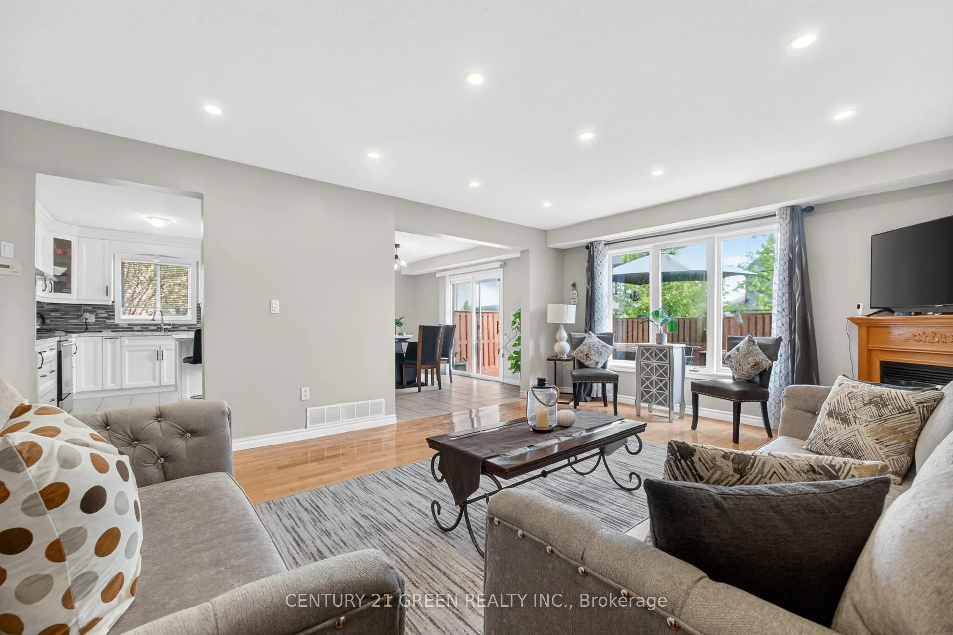 Photo 13 of 21 Hawkswood Drive, Kitchener, Bridgeport — HOMEH